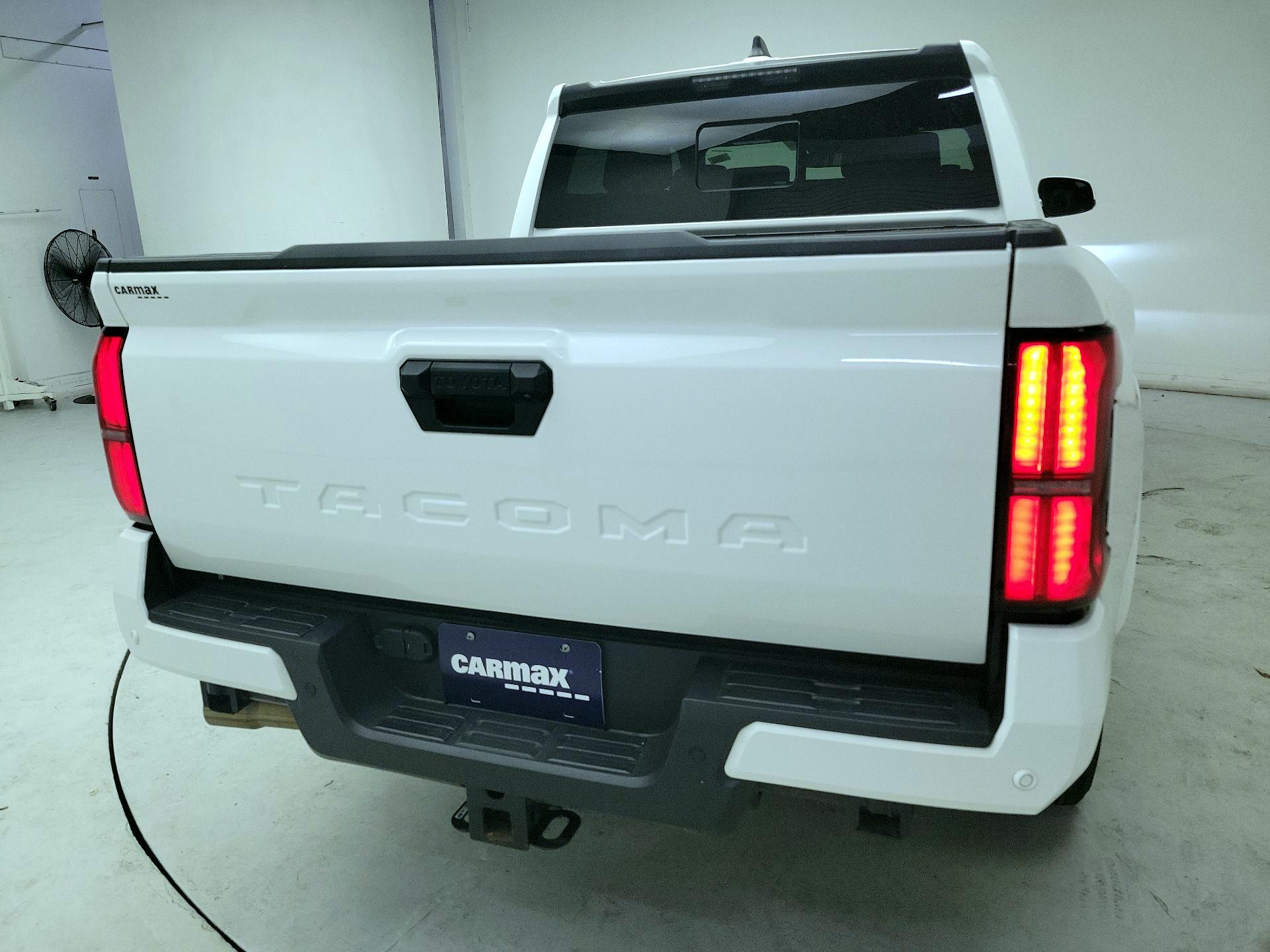 Thumbnail: 2024 Toyota Tacoma - 20