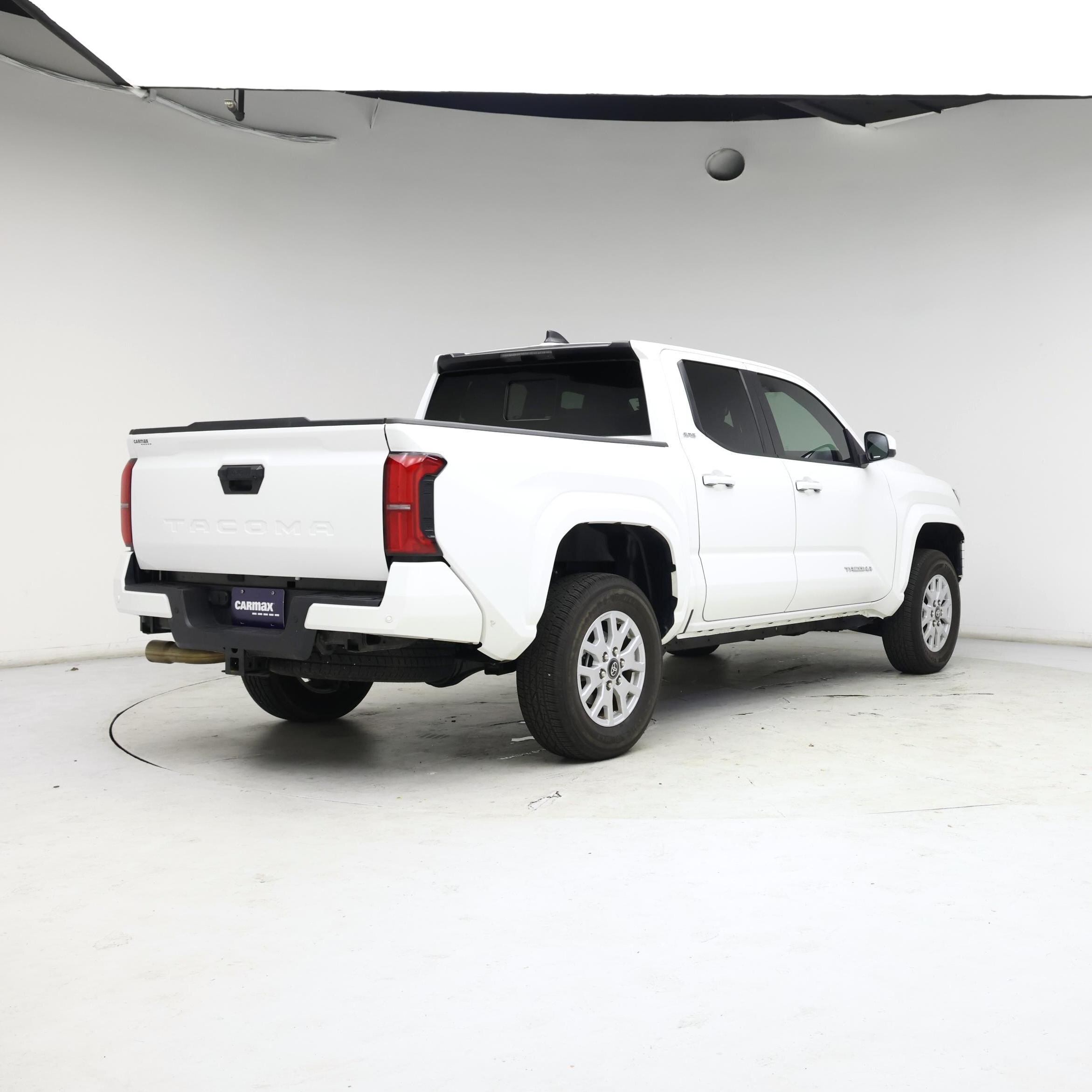 Thumbnail: 2024 Toyota Tacoma - 8