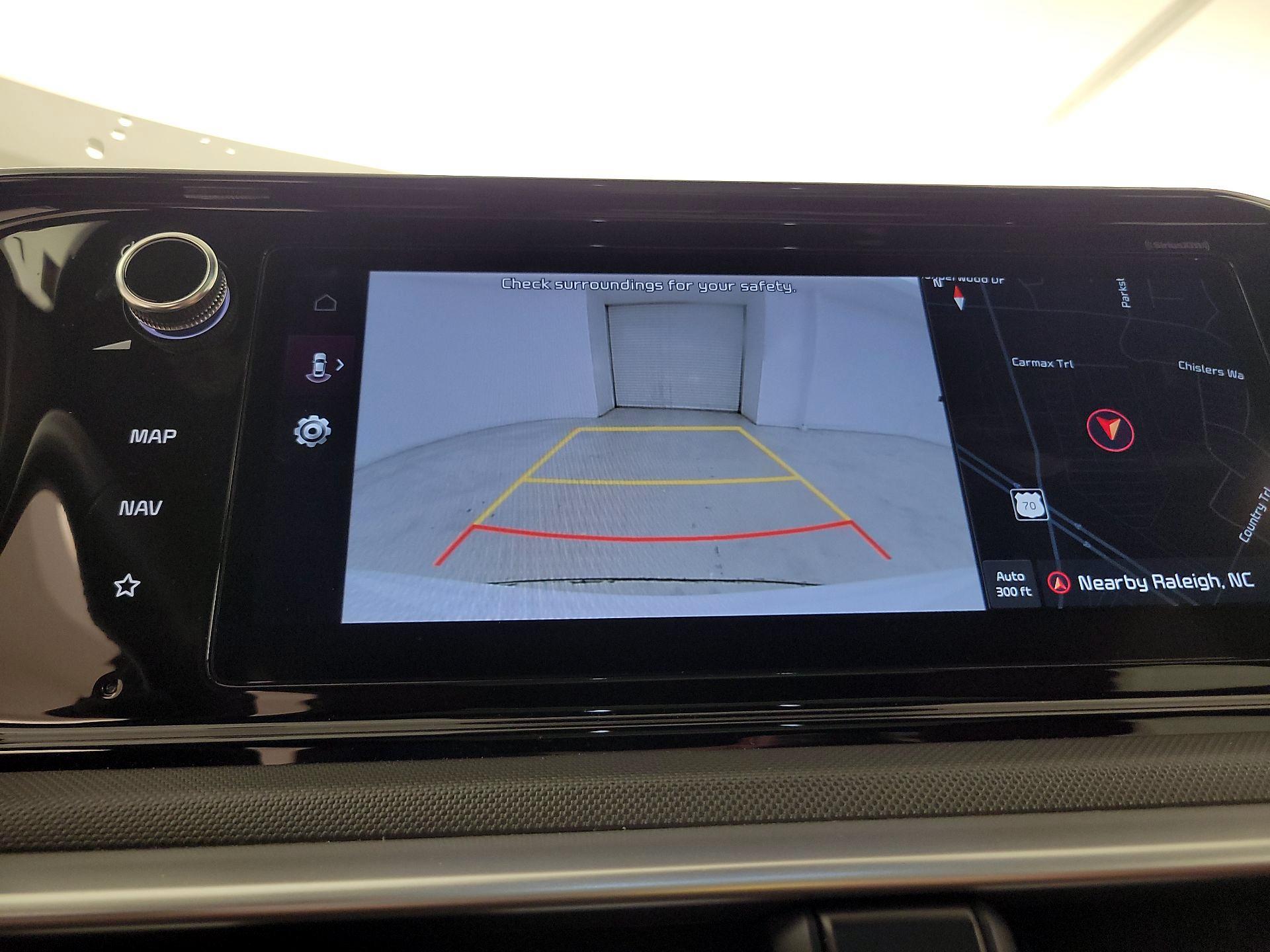 Thumbnail: 2023 Kia K5 - 15