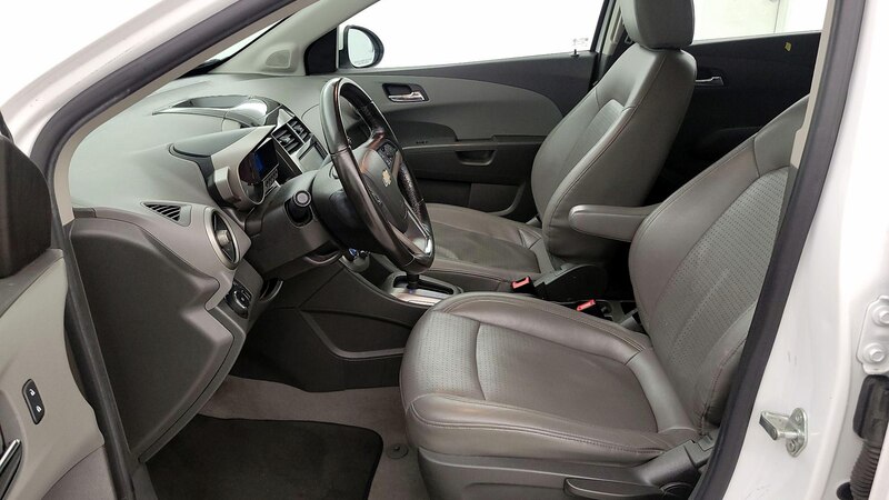 2014 Chevrolet Sonic LTZ 11