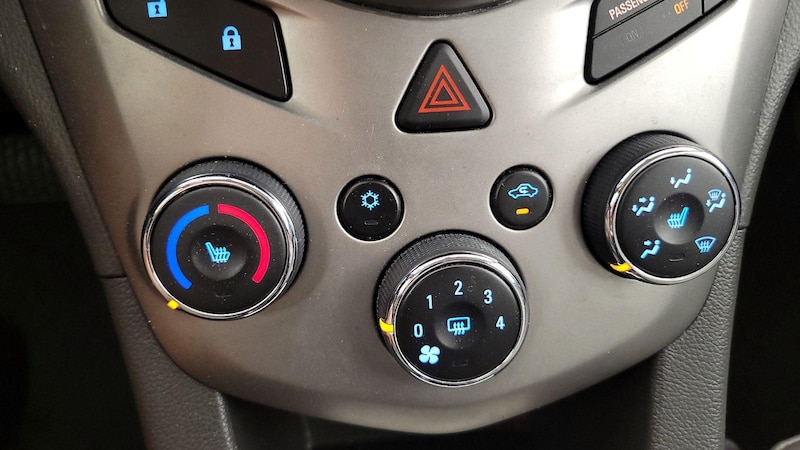 2014 Chevrolet Sonic LTZ 16