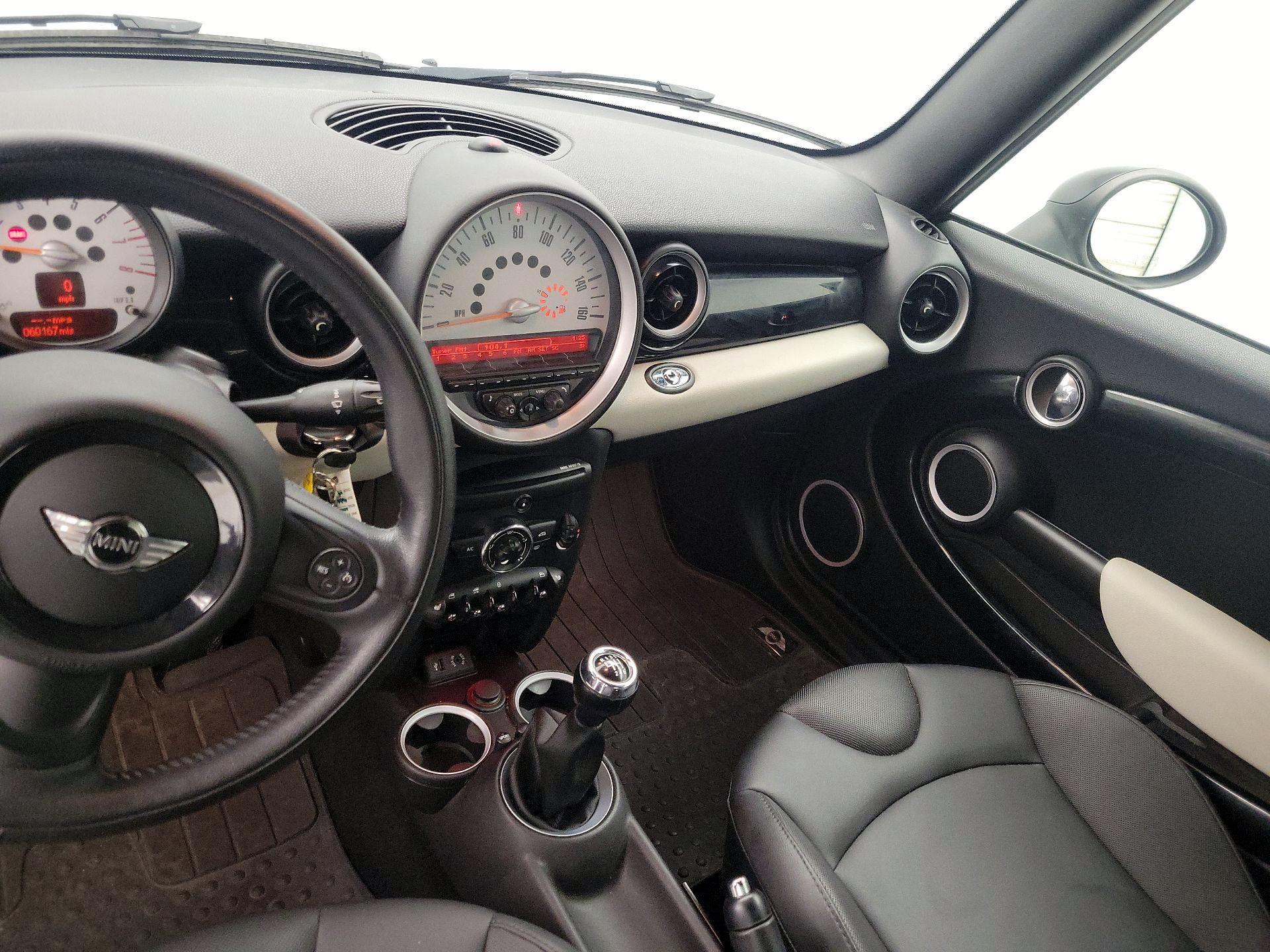 Thumbnail: 2014 MINI Cooper - 9