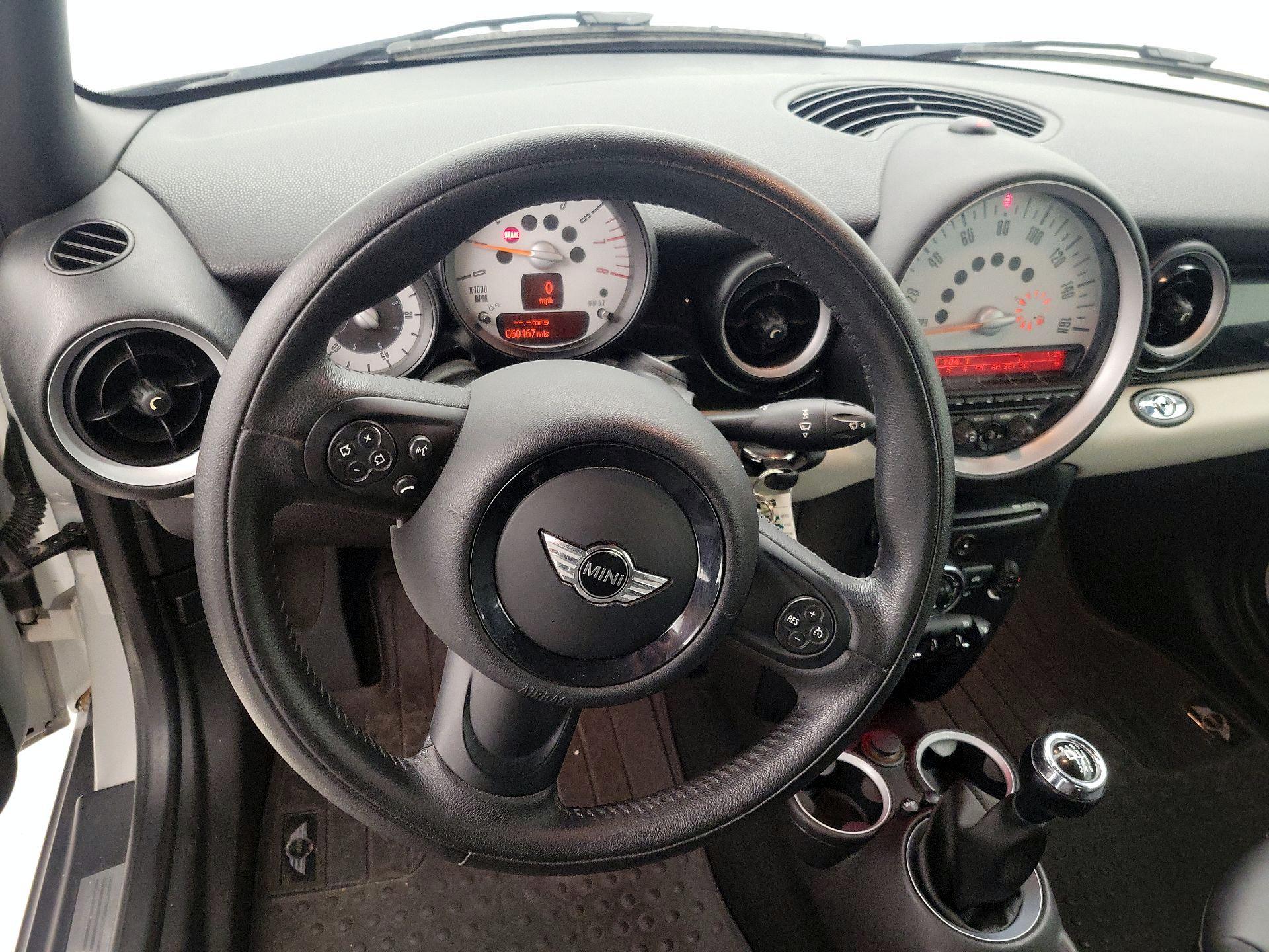 Thumbnail: 2014 MINI Cooper - 10