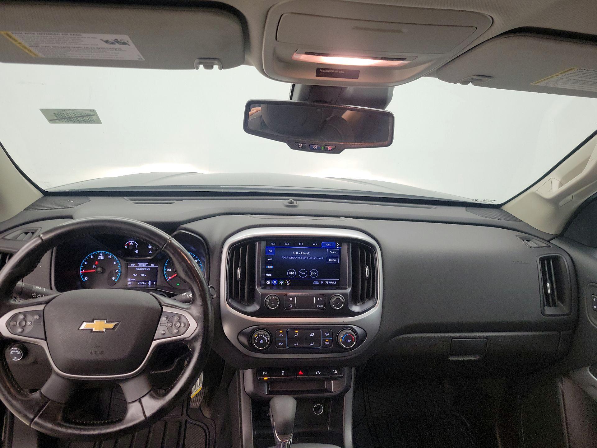 Thumbnail: 2022 Chevrolet Colorado - 9