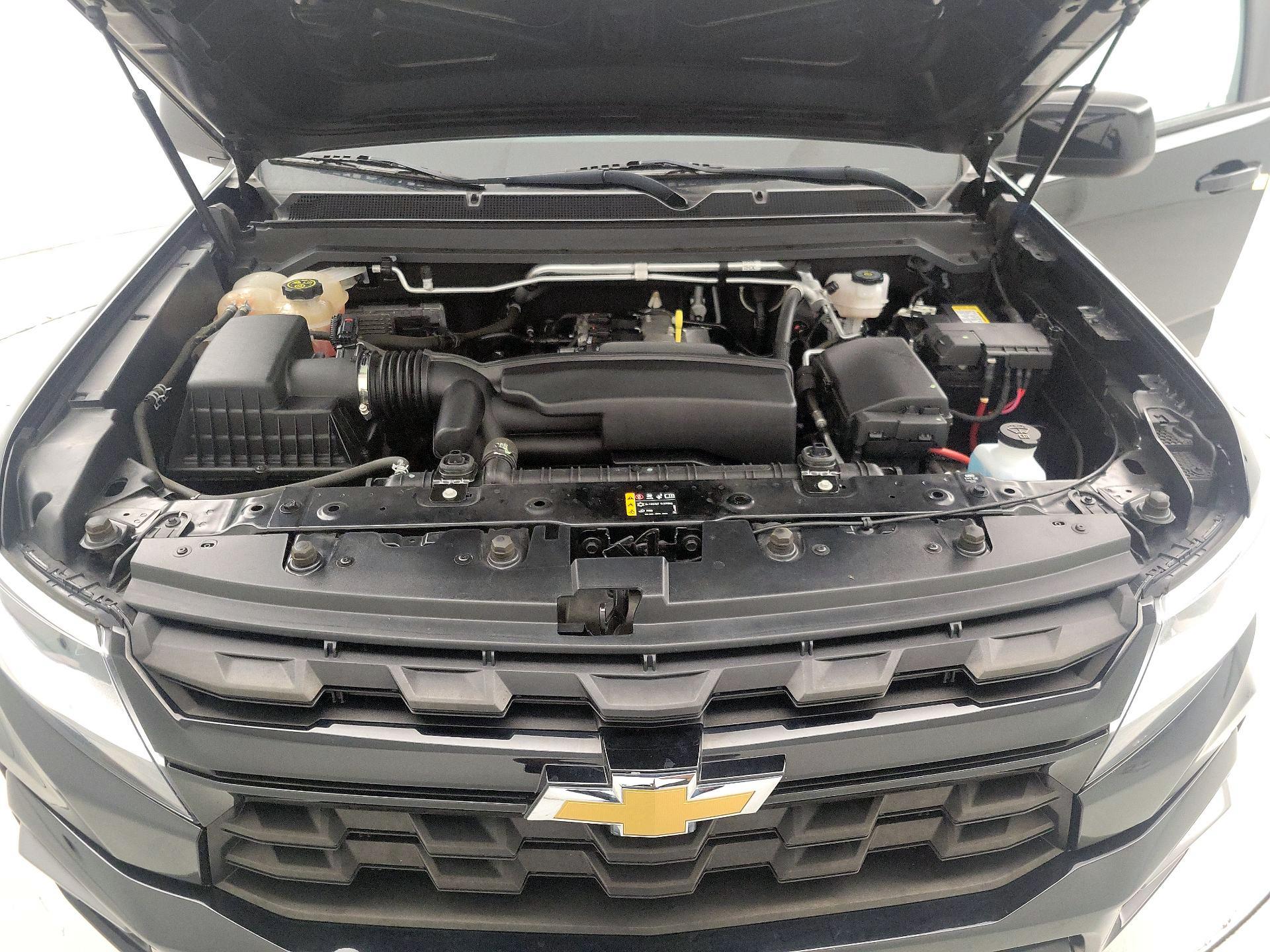 Thumbnail: 2022 Chevrolet Colorado - 19