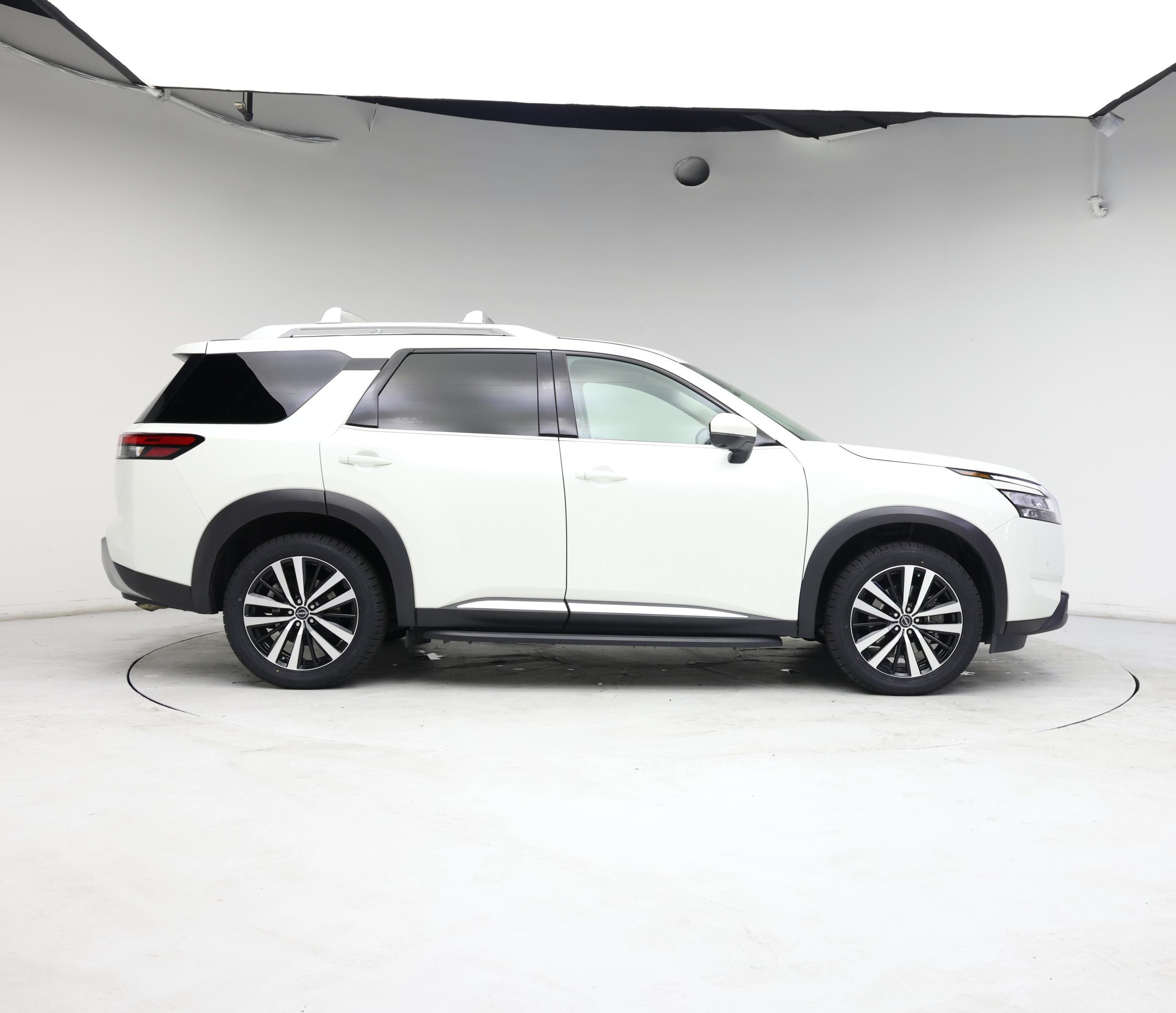 Thumbnail: 2023 Nissan Pathfinder - 7