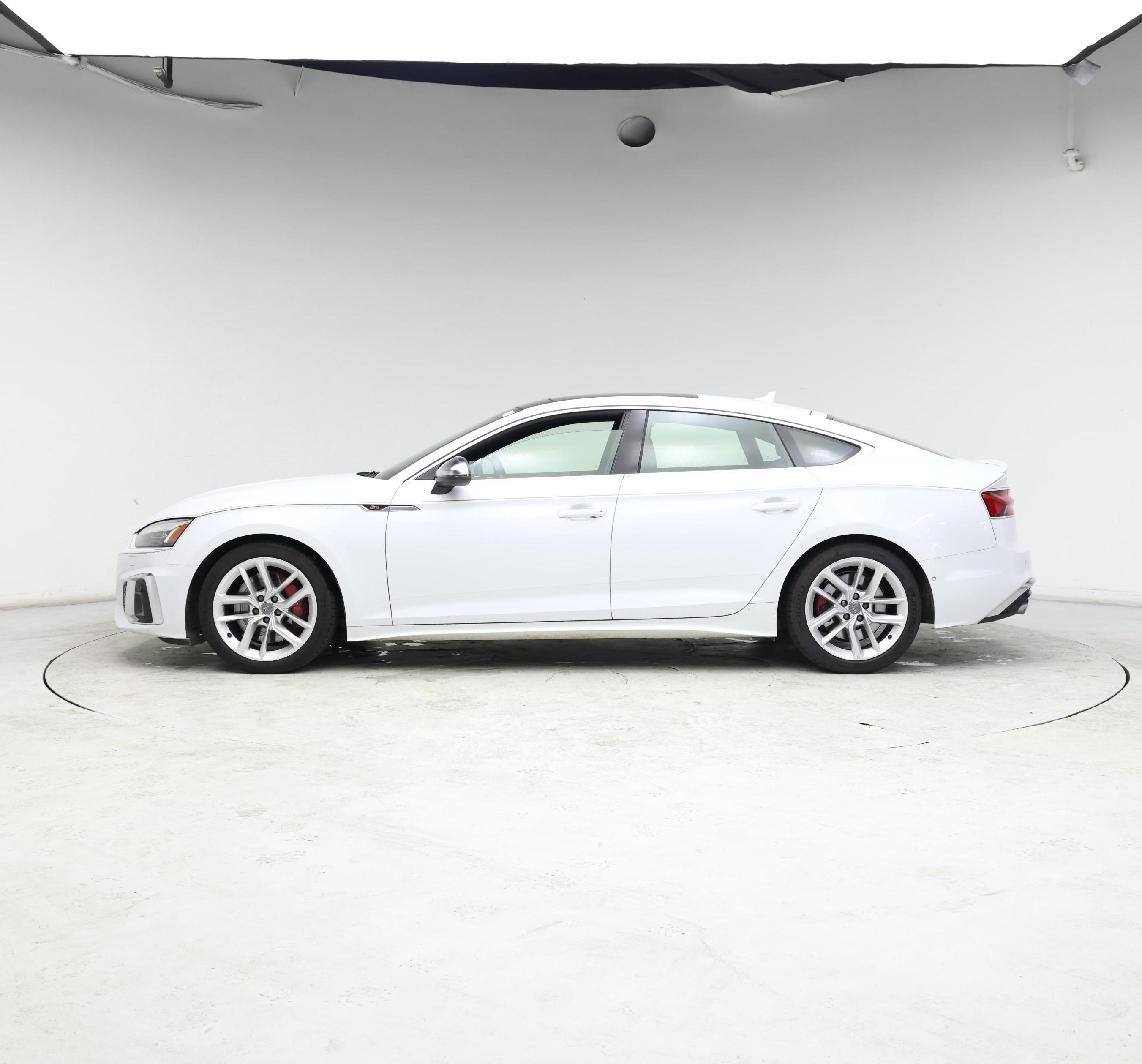 Thumbnail: 2020 Audi S5 - 3