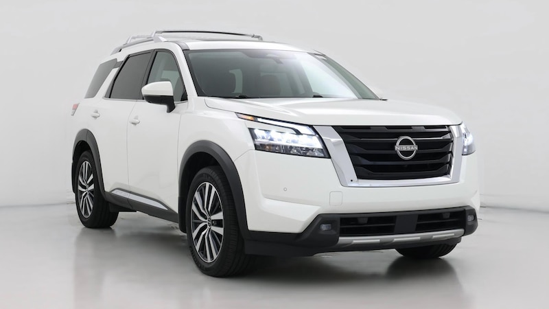 2022 Nissan Pathfinder Platinum Hero Image