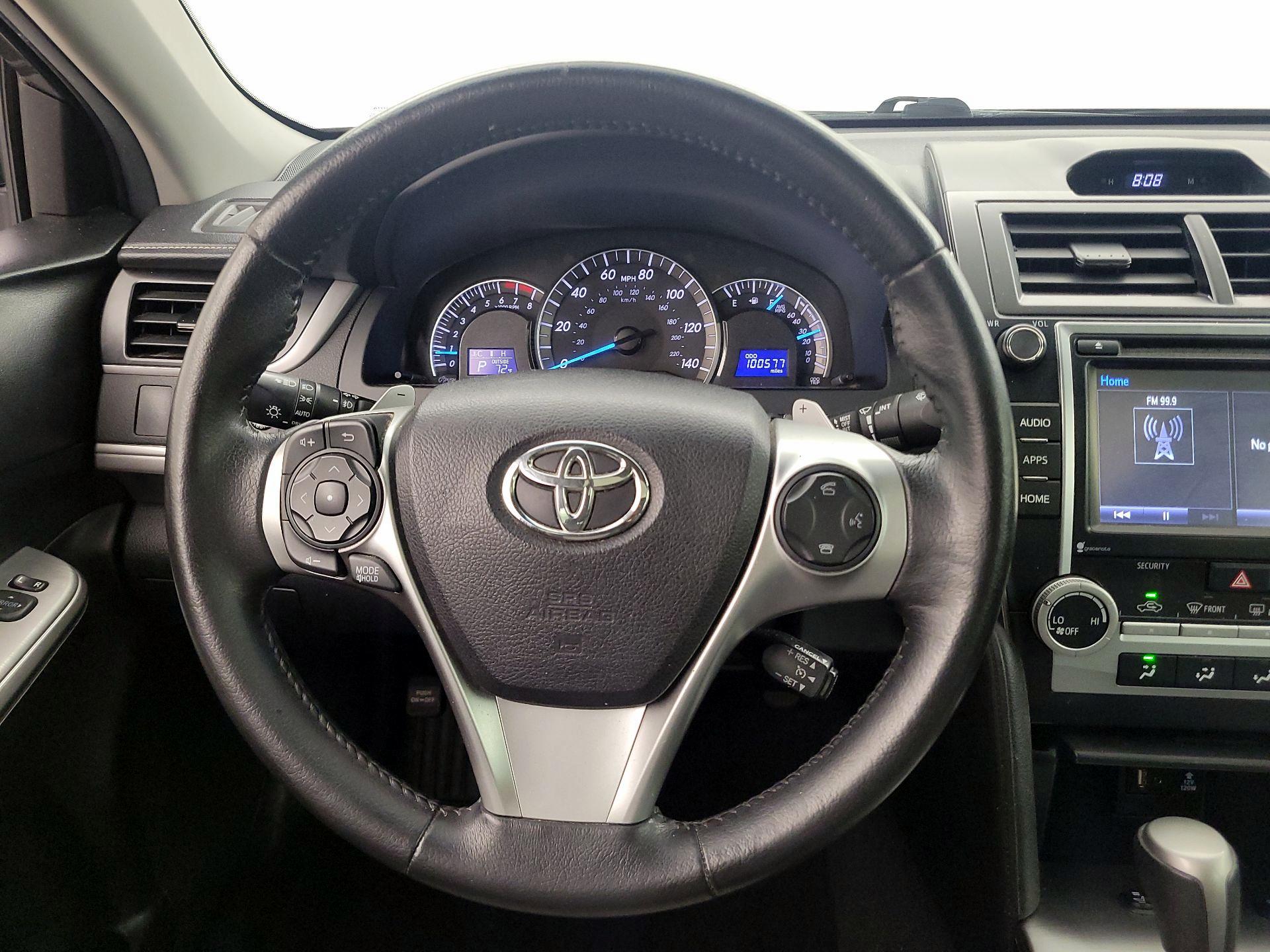 Thumbnail: 2014 Toyota Camry - 10