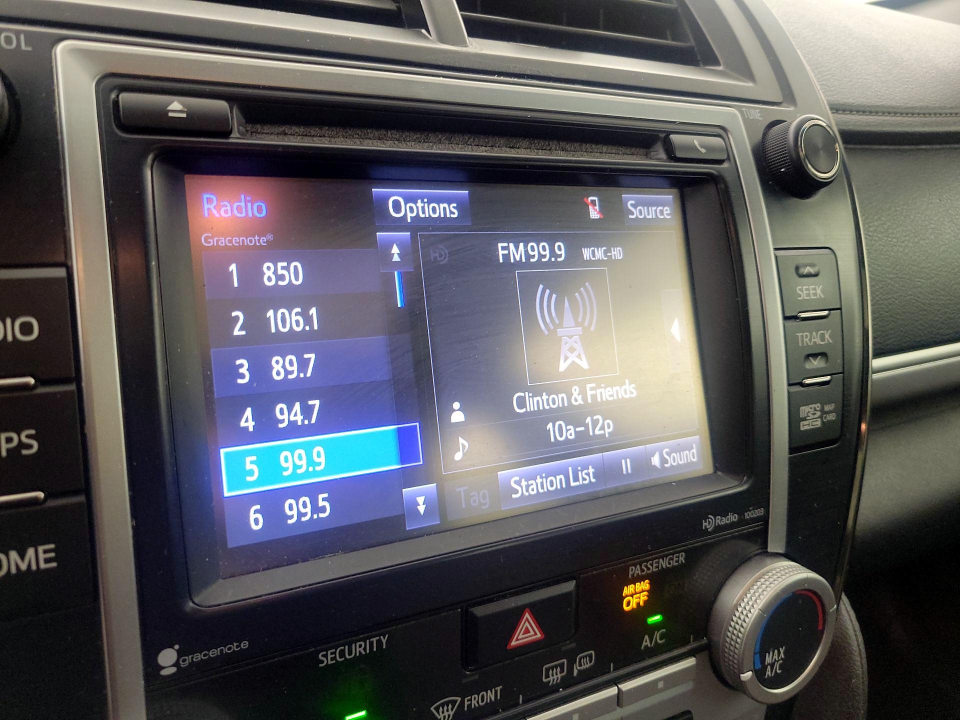 Thumbnail: 2014 Toyota Camry - 15
