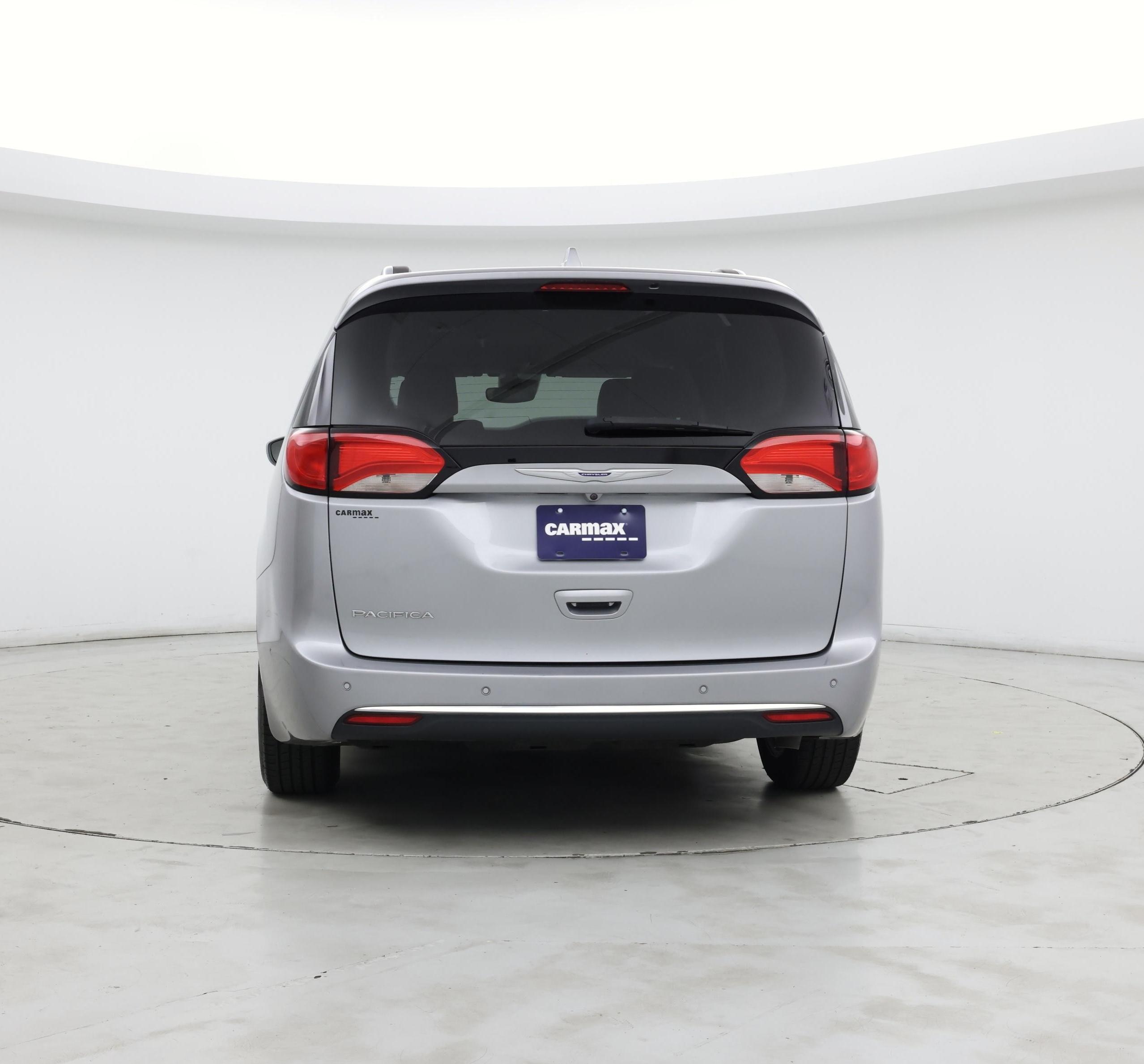 Thumbnail: 2020 Chrysler Pacifica - 6