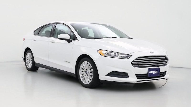 2015 Ford Fusion S Hero Image