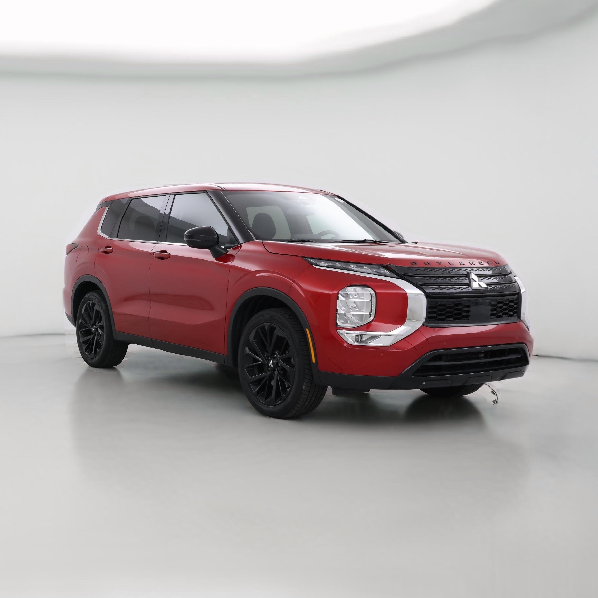 Thumbnail: 2023 Mitsubishi Outlander - 1