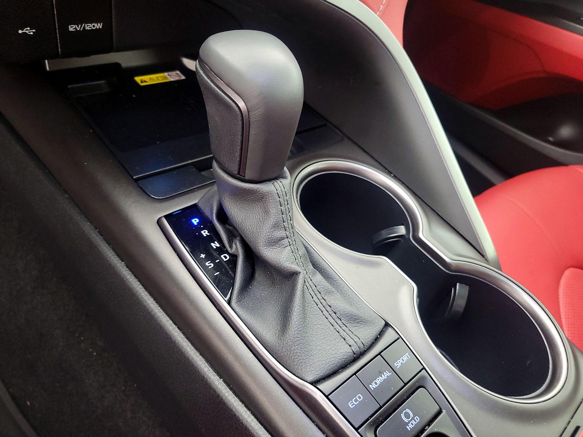Thumbnail: 2024 Toyota Camry - 17