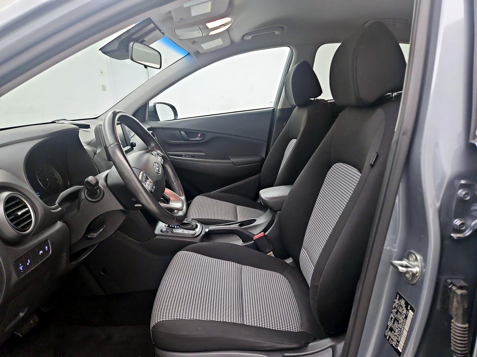 Thumbnail: 2021 Hyundai Kona - 11