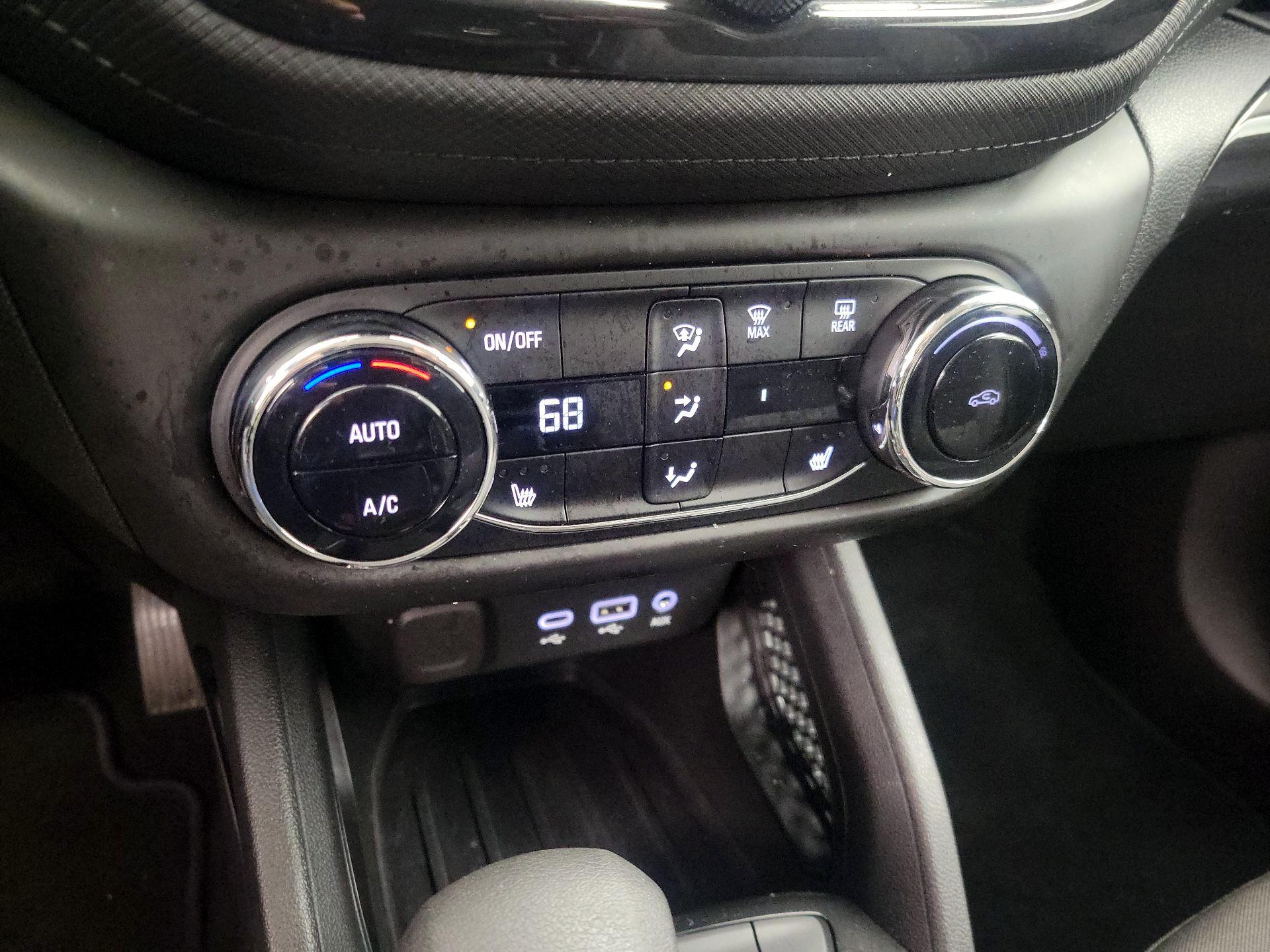 Thumbnail: 2023 Chevrolet TrailBlazer - 16