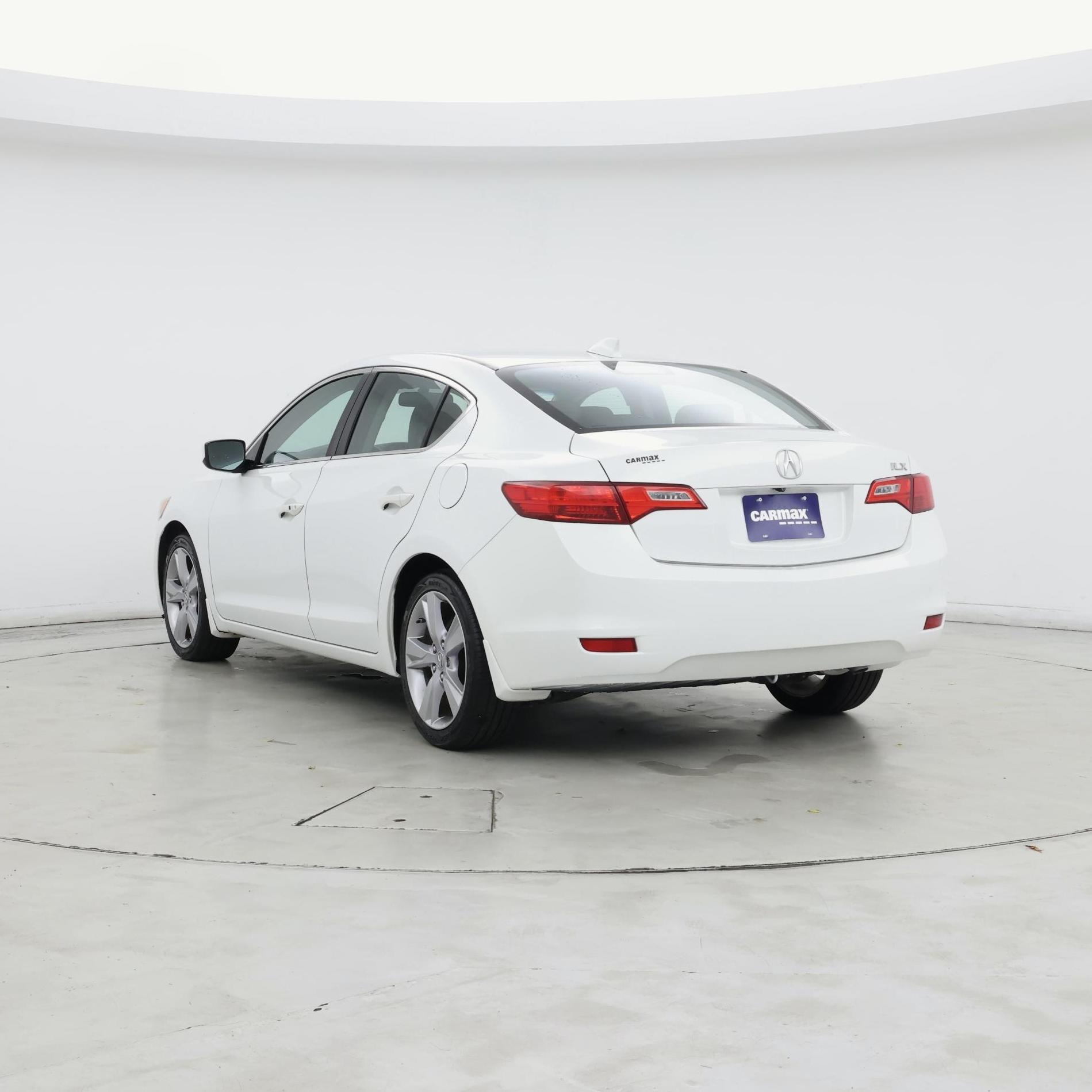 Thumbnail: 2015 Acura ILX - 2