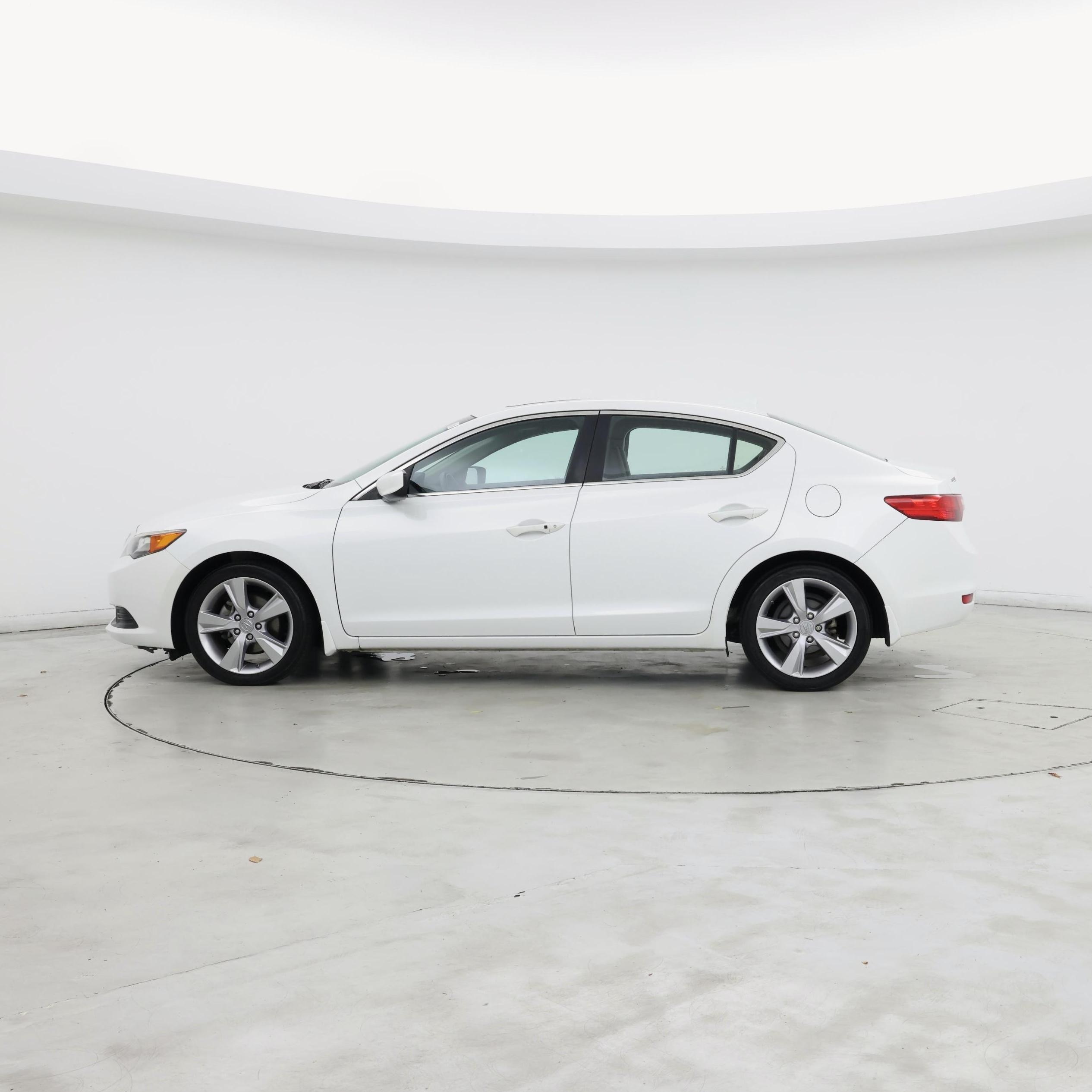Thumbnail: 2015 Acura ILX - 3