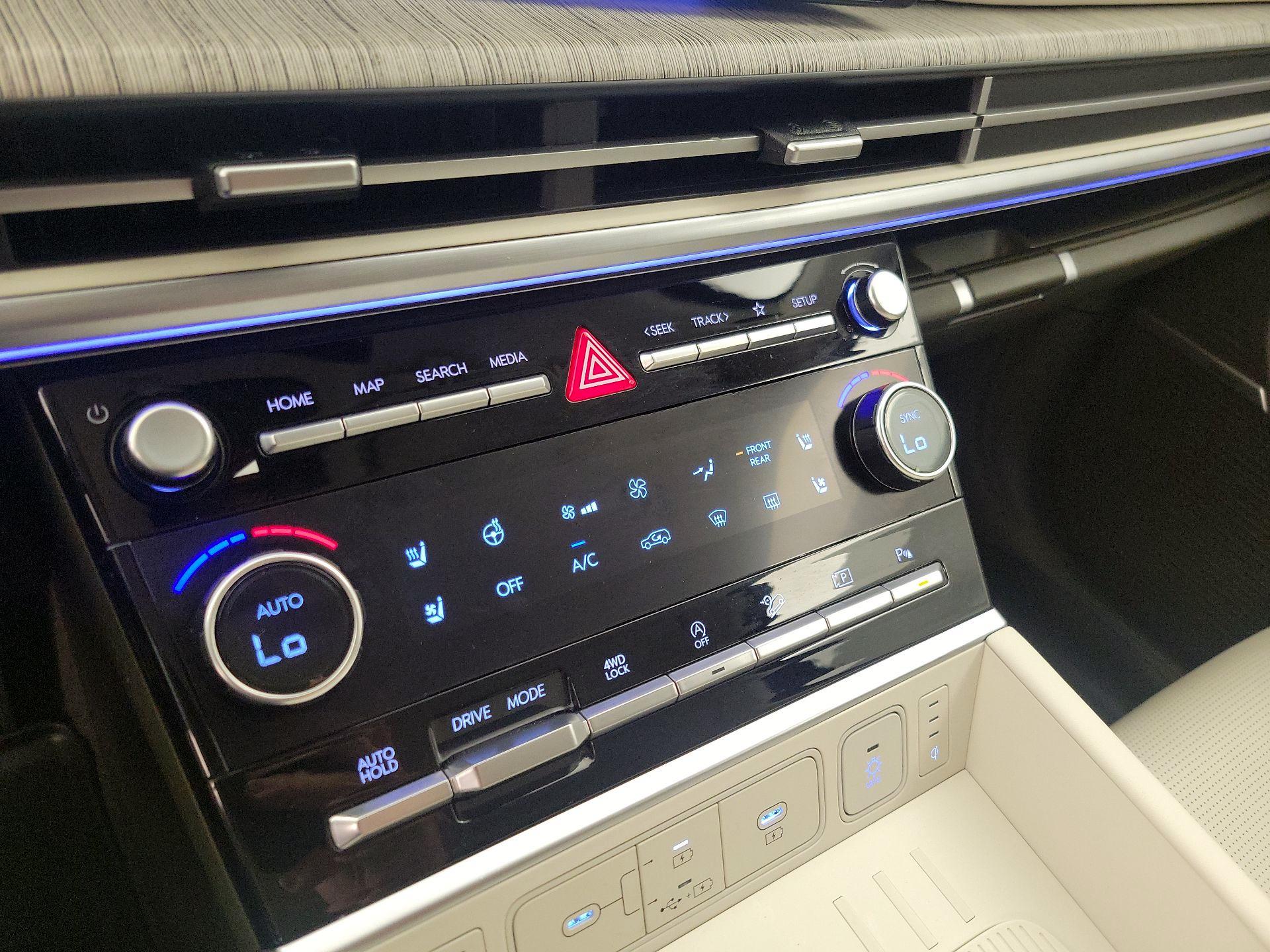 Thumbnail: 2025 Hyundai Santa Fe - 16