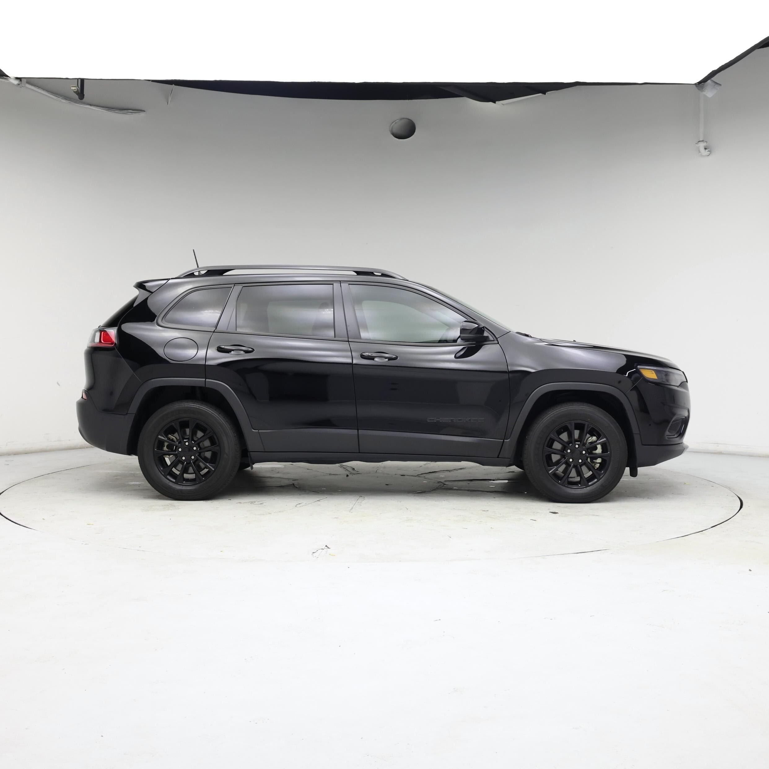 Thumbnail: 2023 Jeep Cherokee - 7