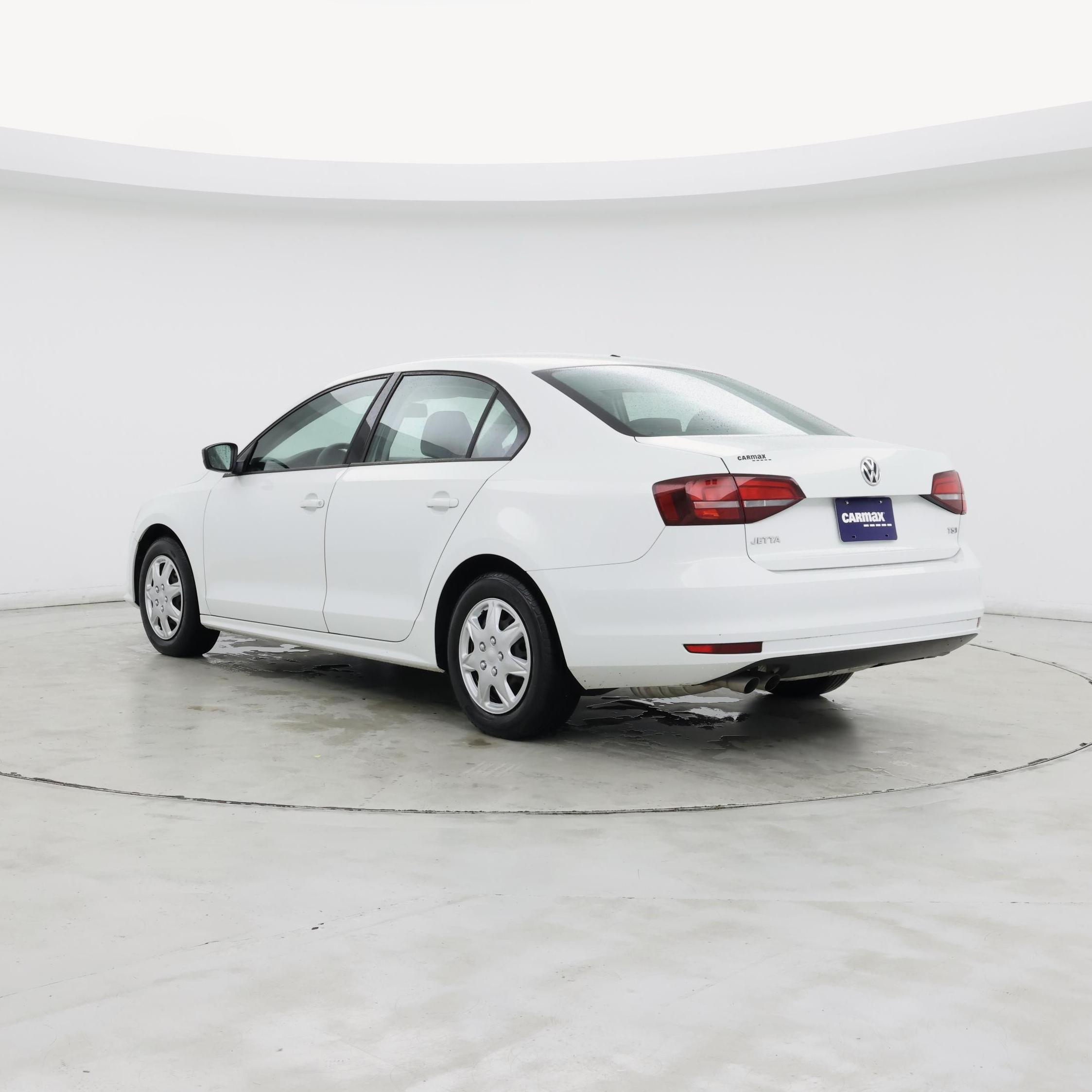 Thumbnail: 2016 Volkswagen Jetta - 2