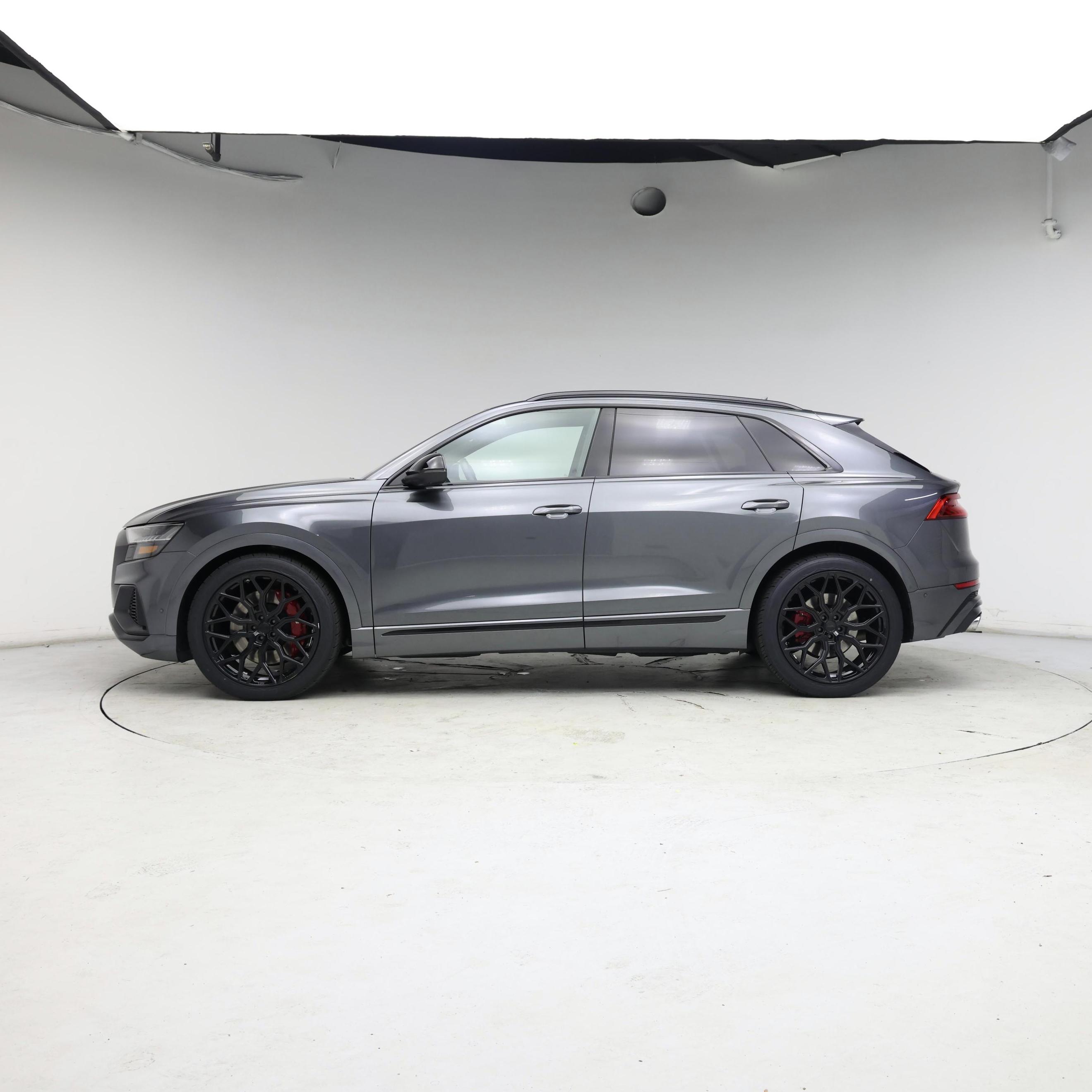 Thumbnail: 2021 Audi SQ8 - 3