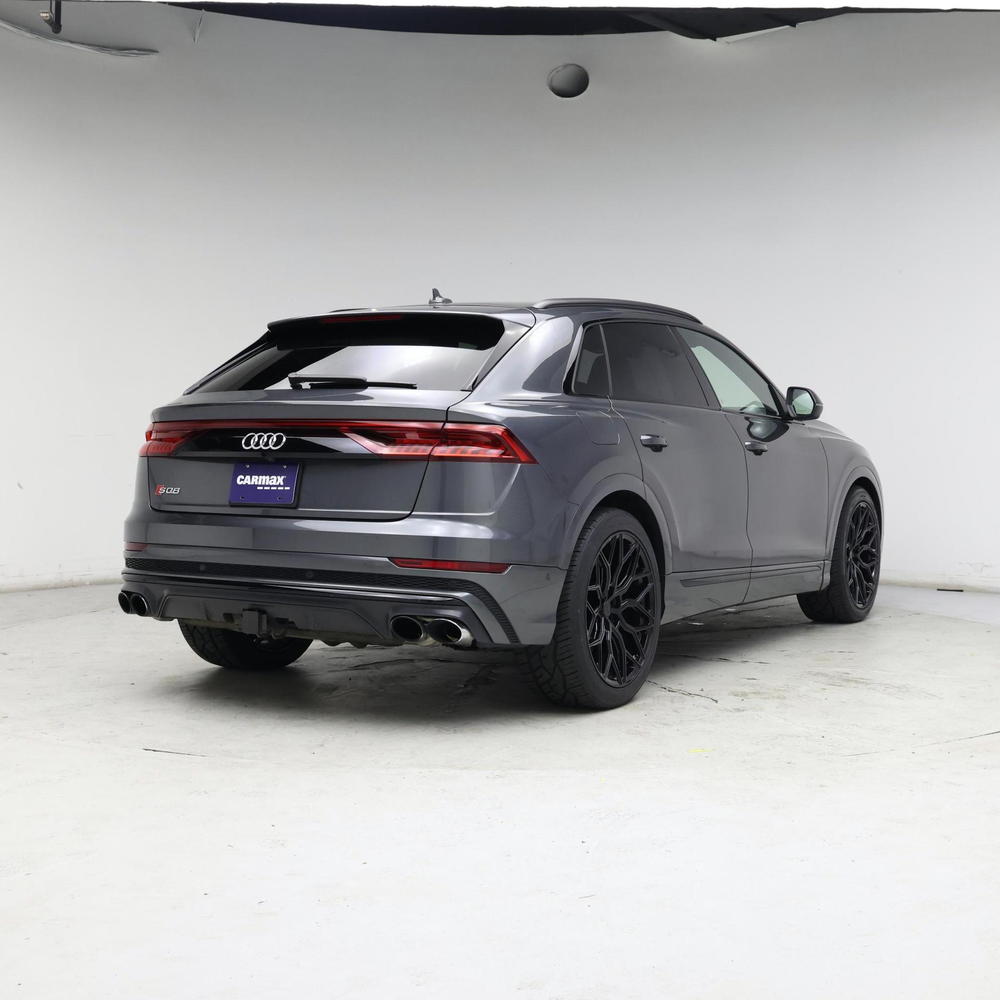 Thumbnail: 2021 Audi SQ8 - 8