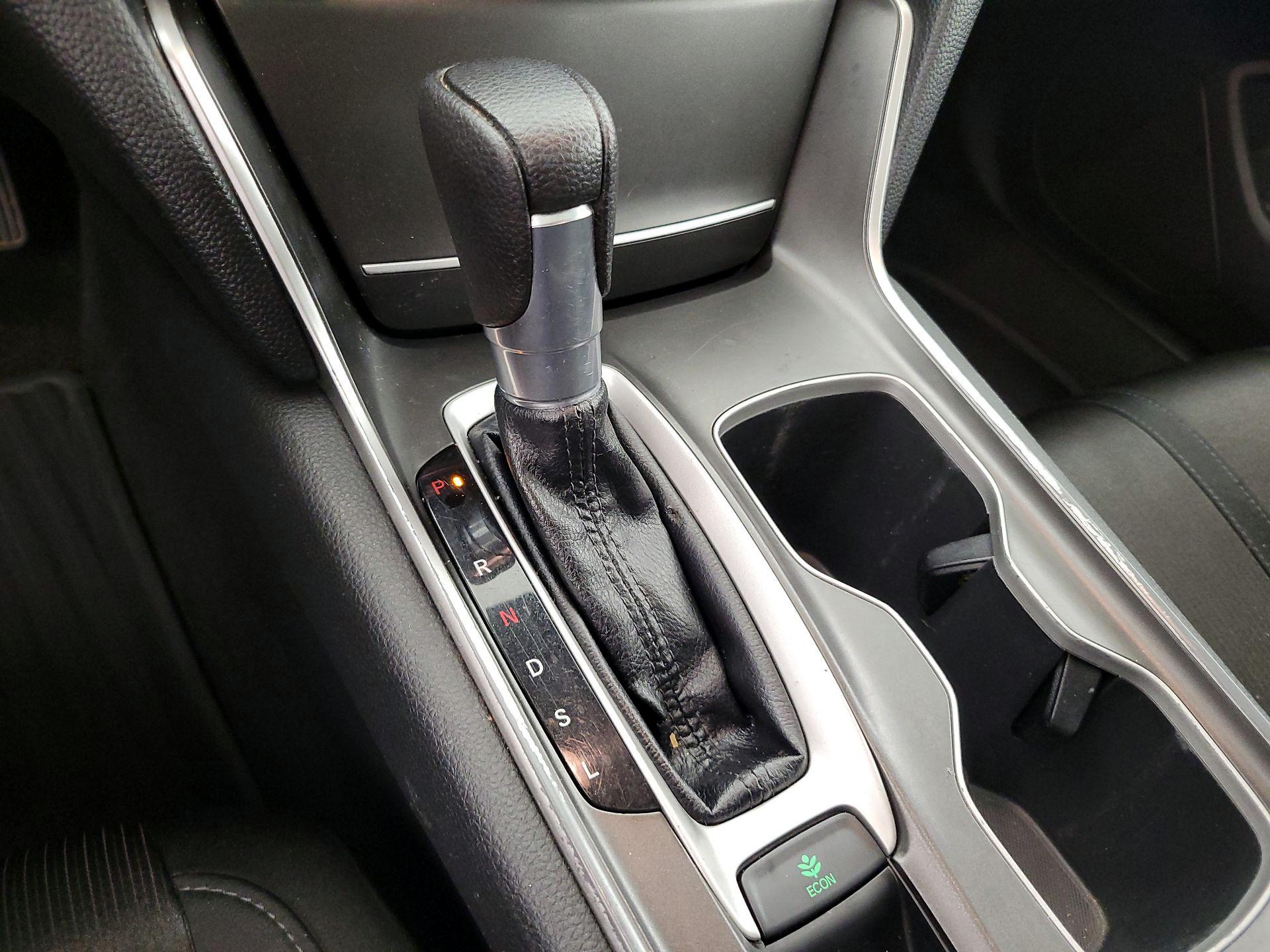 Thumbnail: 2020 Honda Accord - 17
