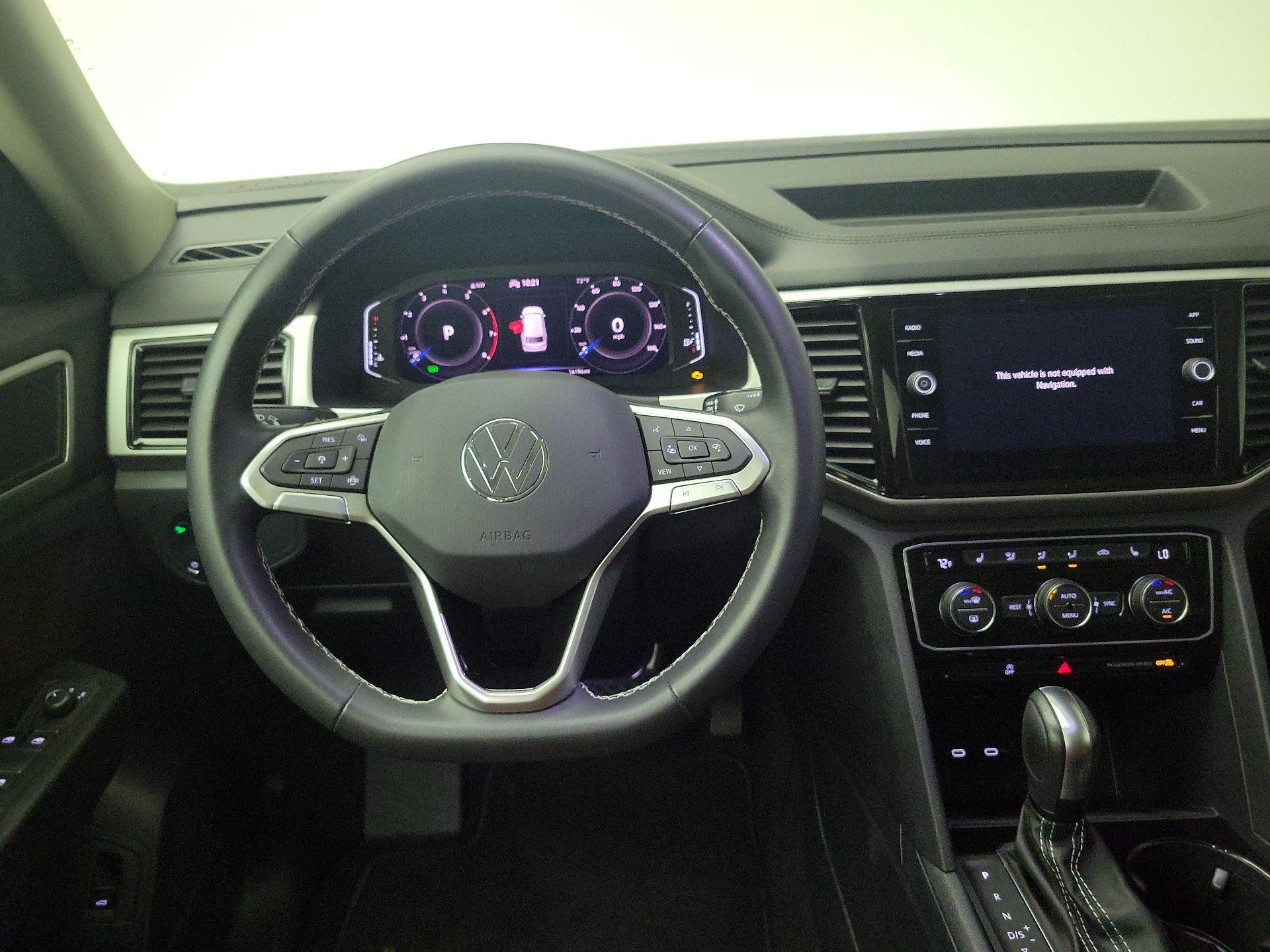 Thumbnail: 2023 Volkswagen Atlas - 10