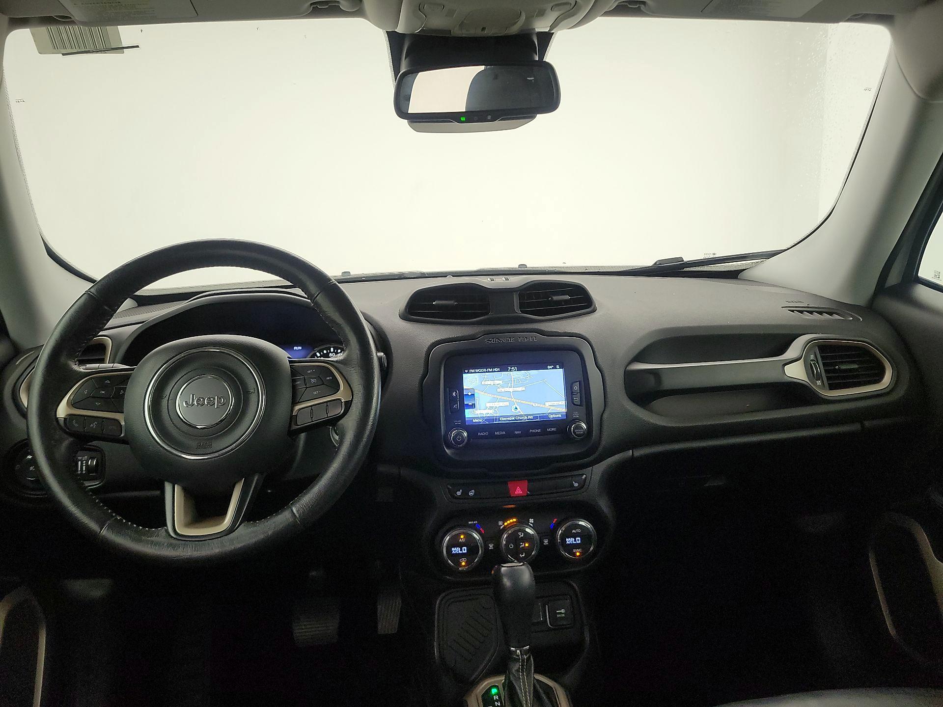 Thumbnail: 2015 Jeep Renegade - 9