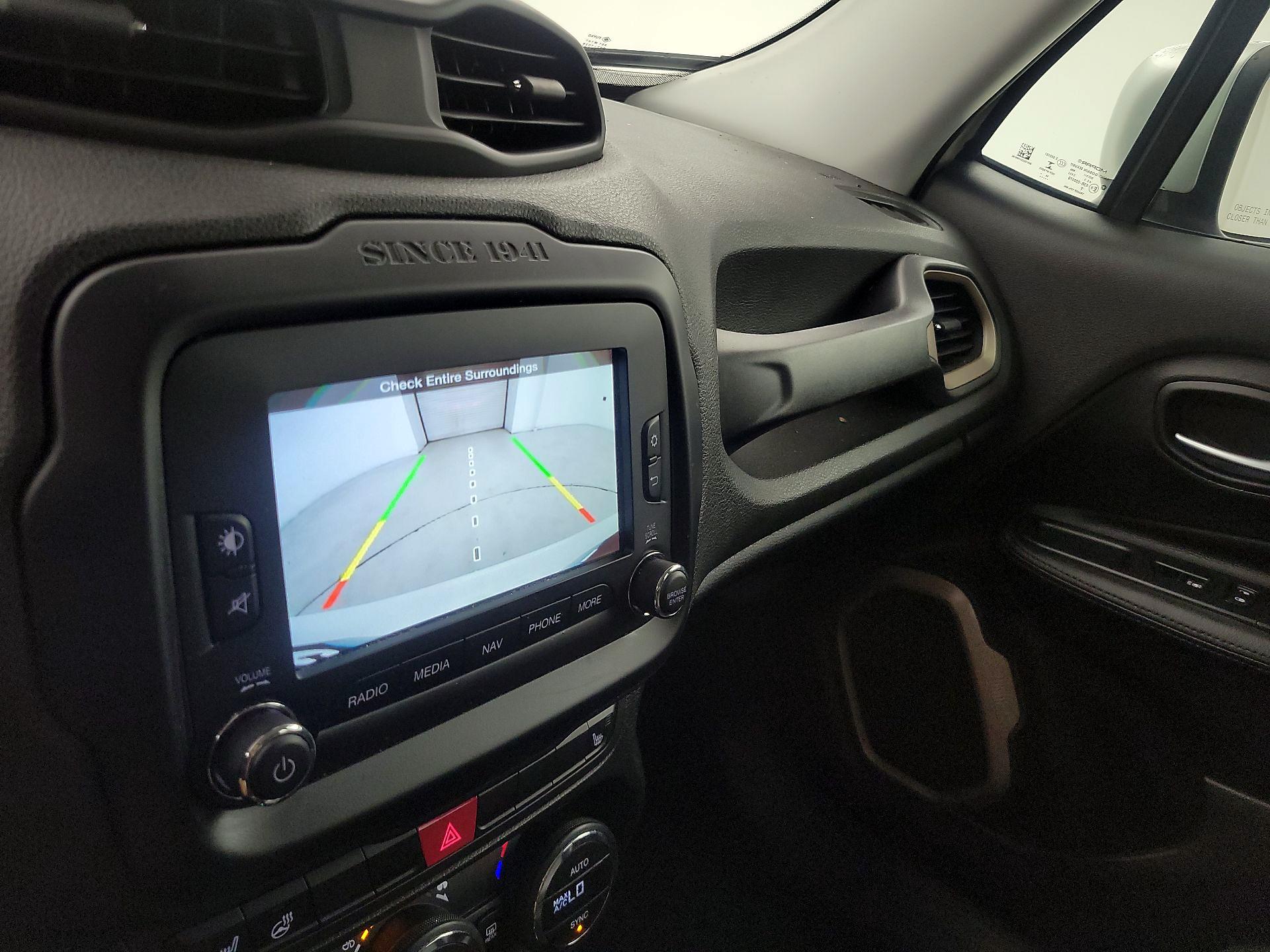 Thumbnail: 2015 Jeep Renegade - 15