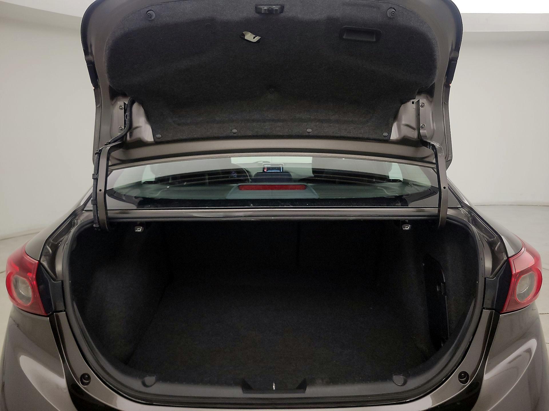 Thumbnail: 2015 Mazda Mazda3 - 20