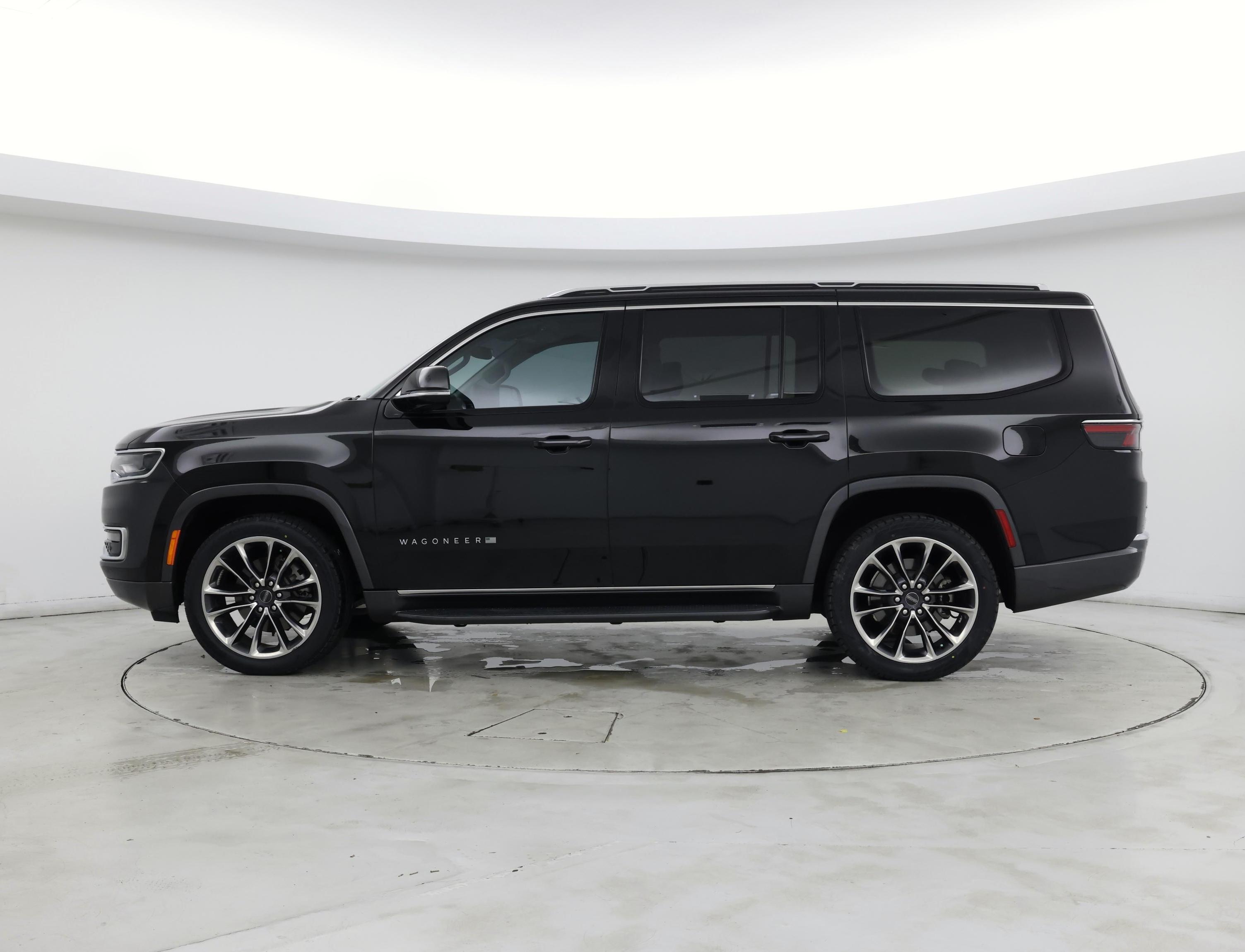 Thumbnail: 2022 Jeep Wagoneer - 3