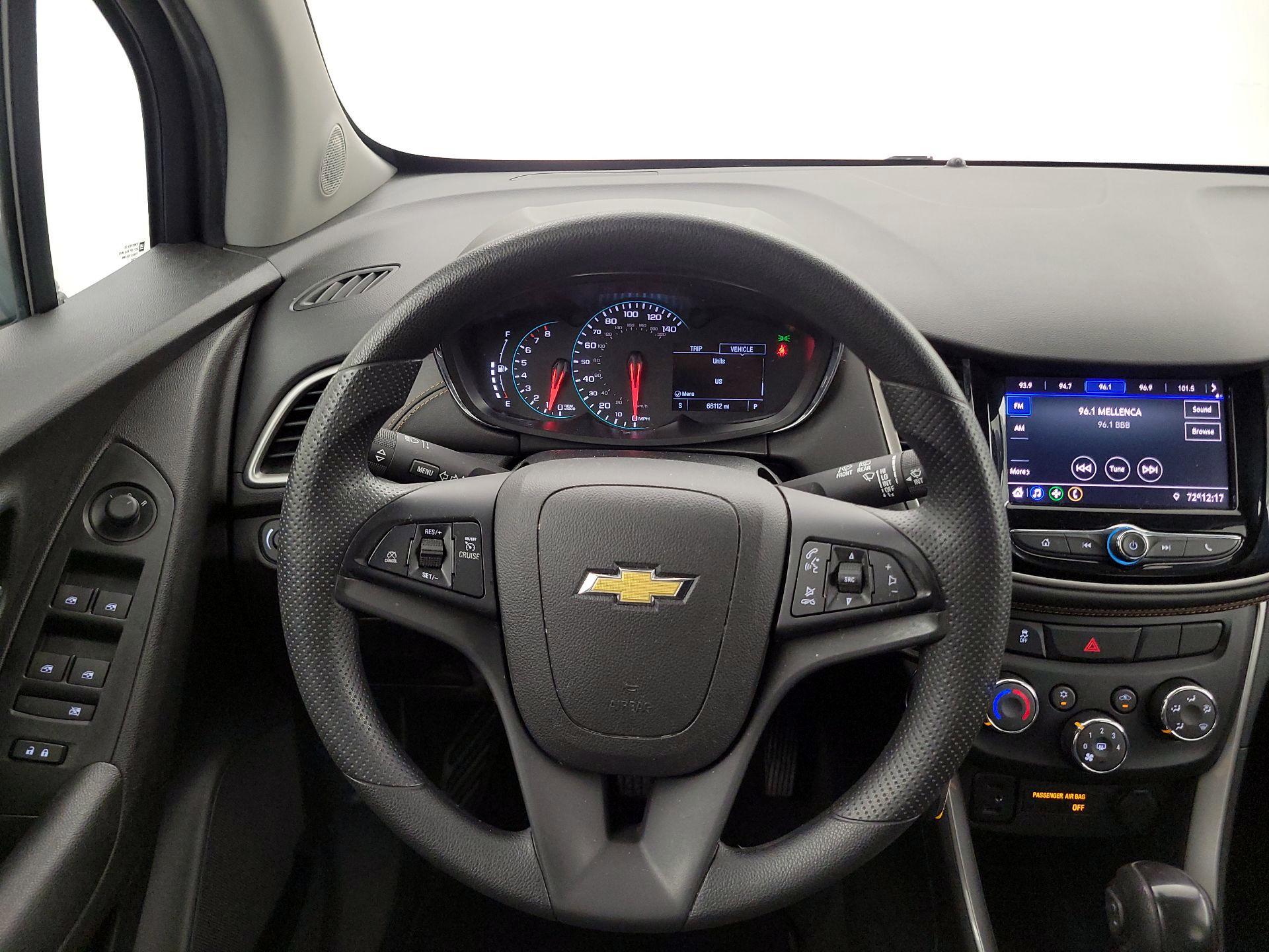 Thumbnail: 2020 Chevrolet Trax - 10