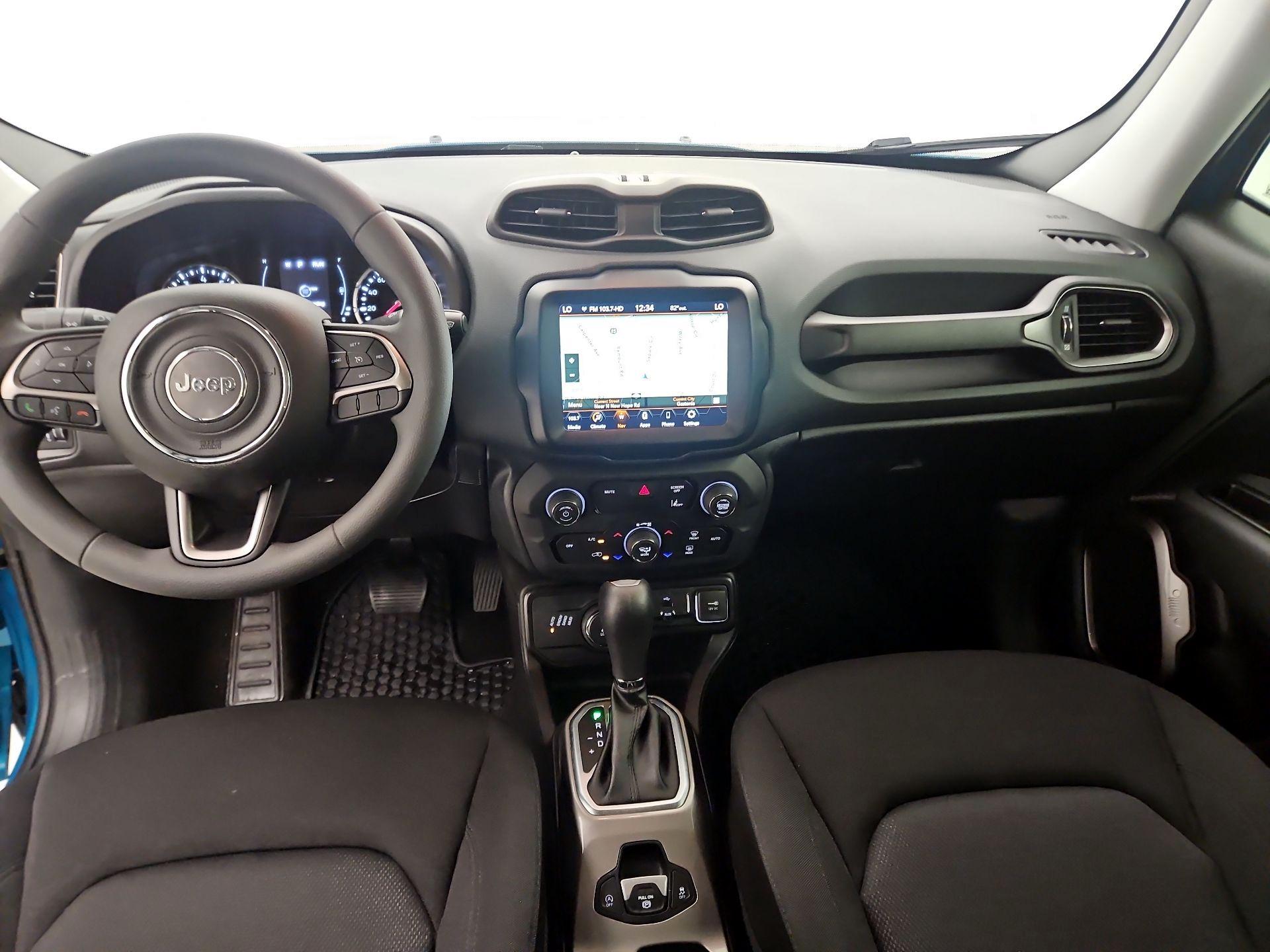 Thumbnail: 2022 Jeep Renegade - 9