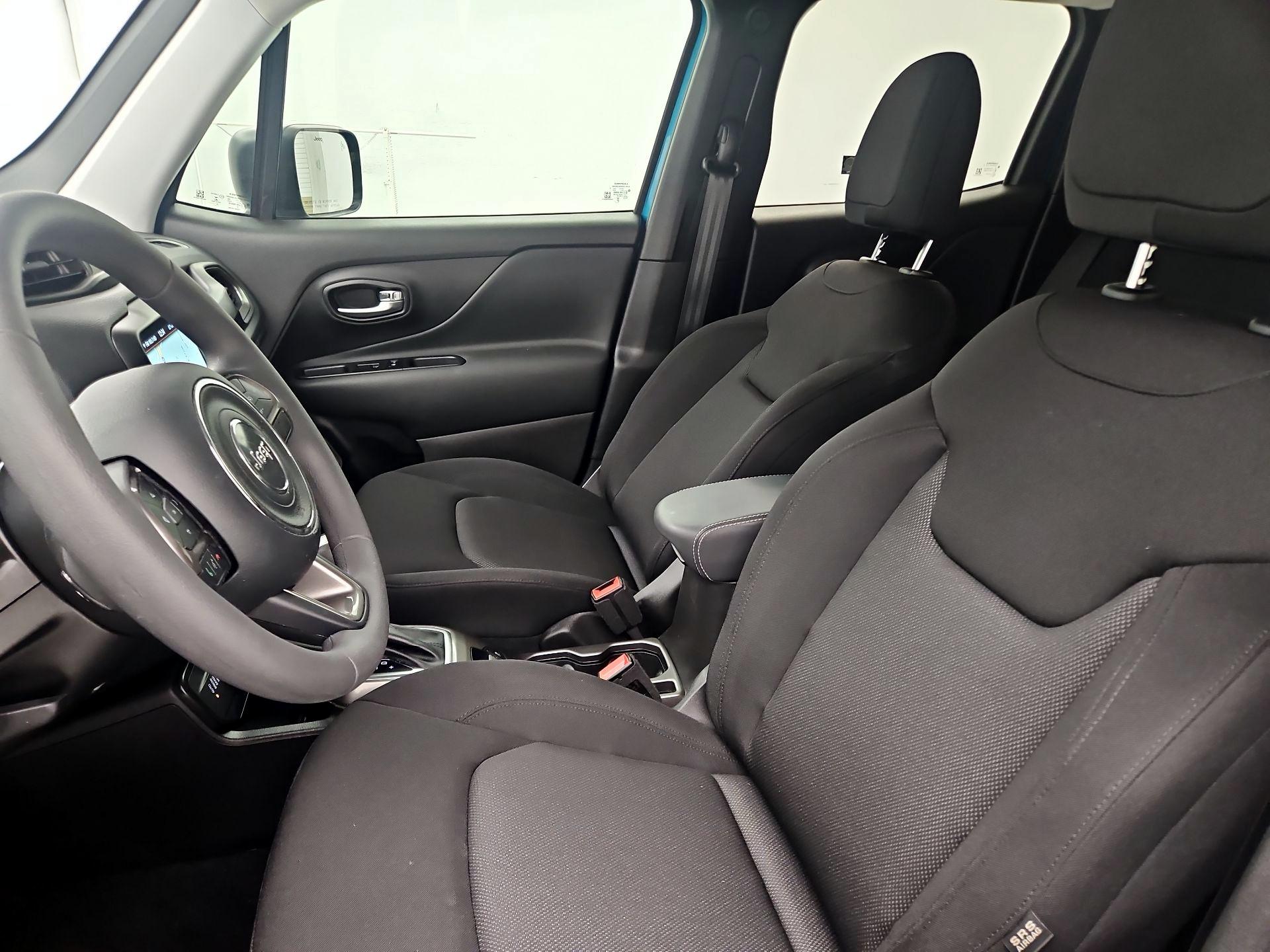 Thumbnail: 2022 Jeep Renegade - 11