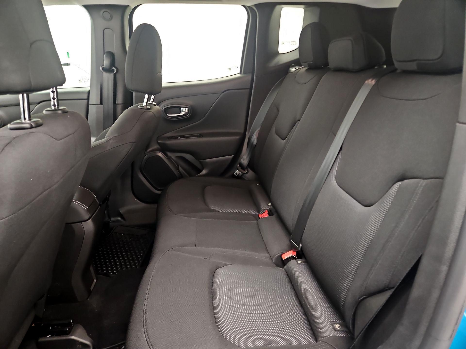 Thumbnail: 2022 Jeep Renegade - 20