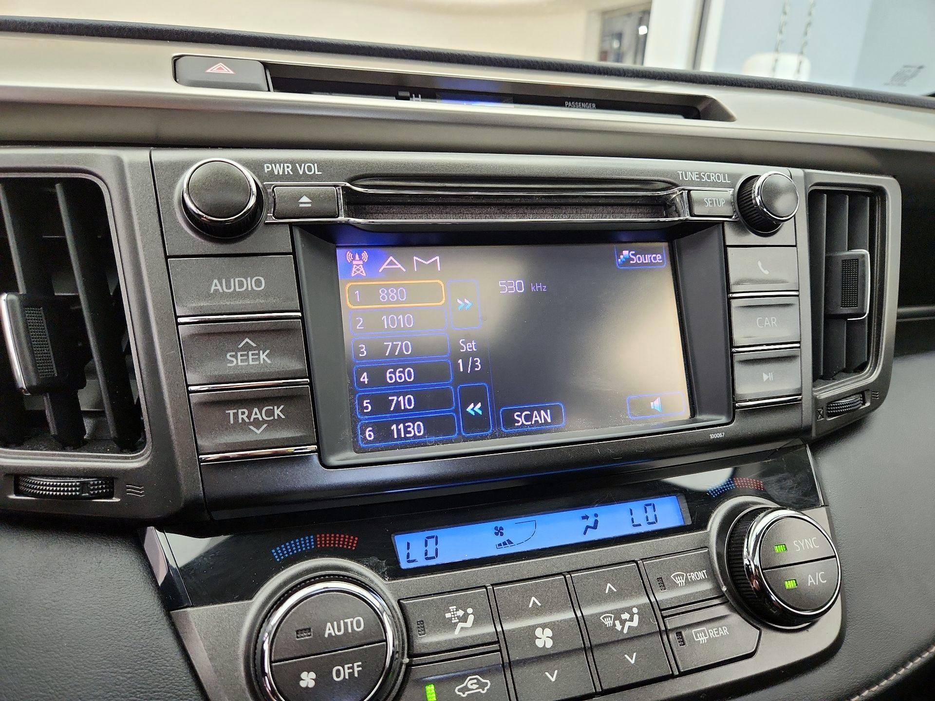 Thumbnail: 2013 Toyota RAV4 - 15