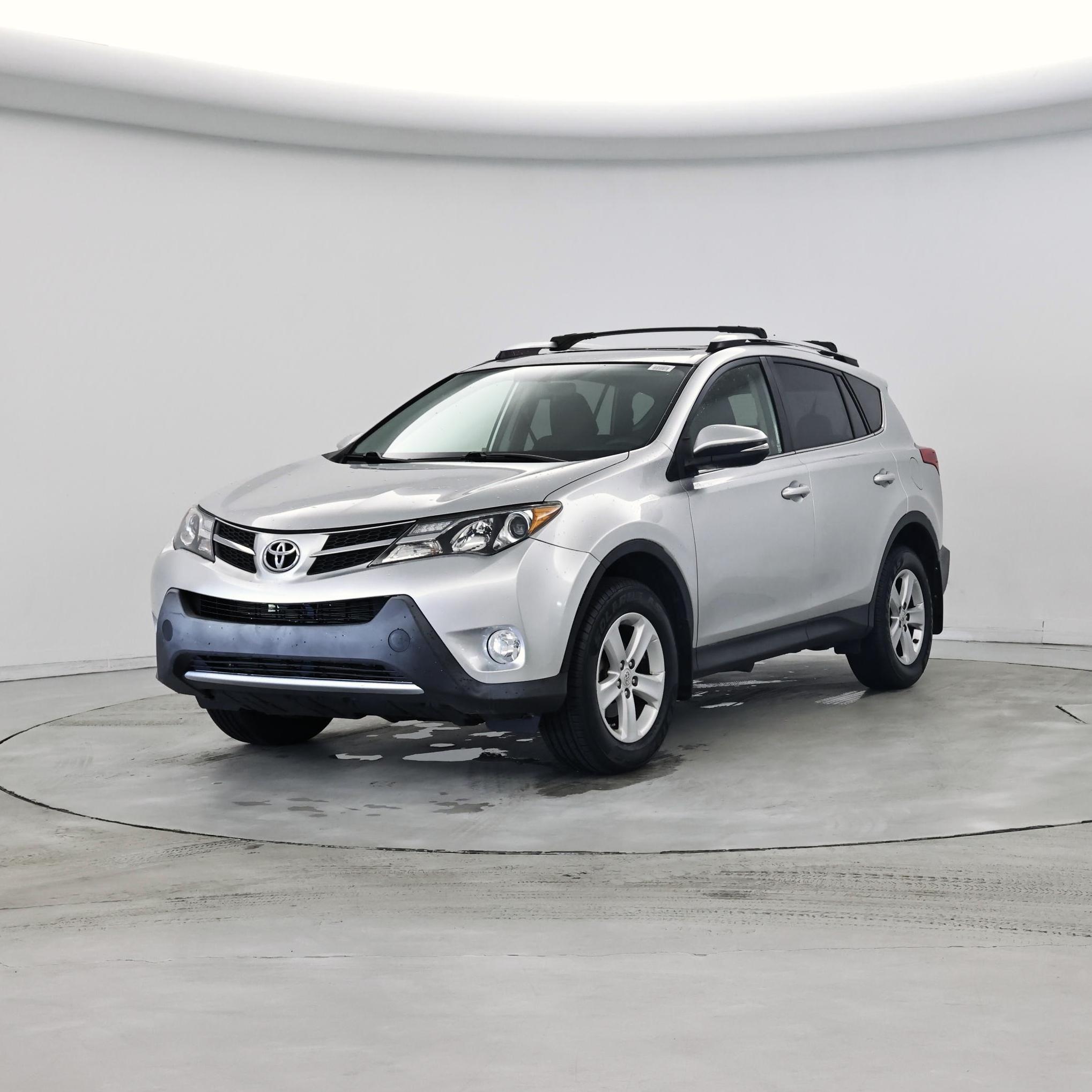 Thumbnail: 2013 Toyota RAV4 - 4