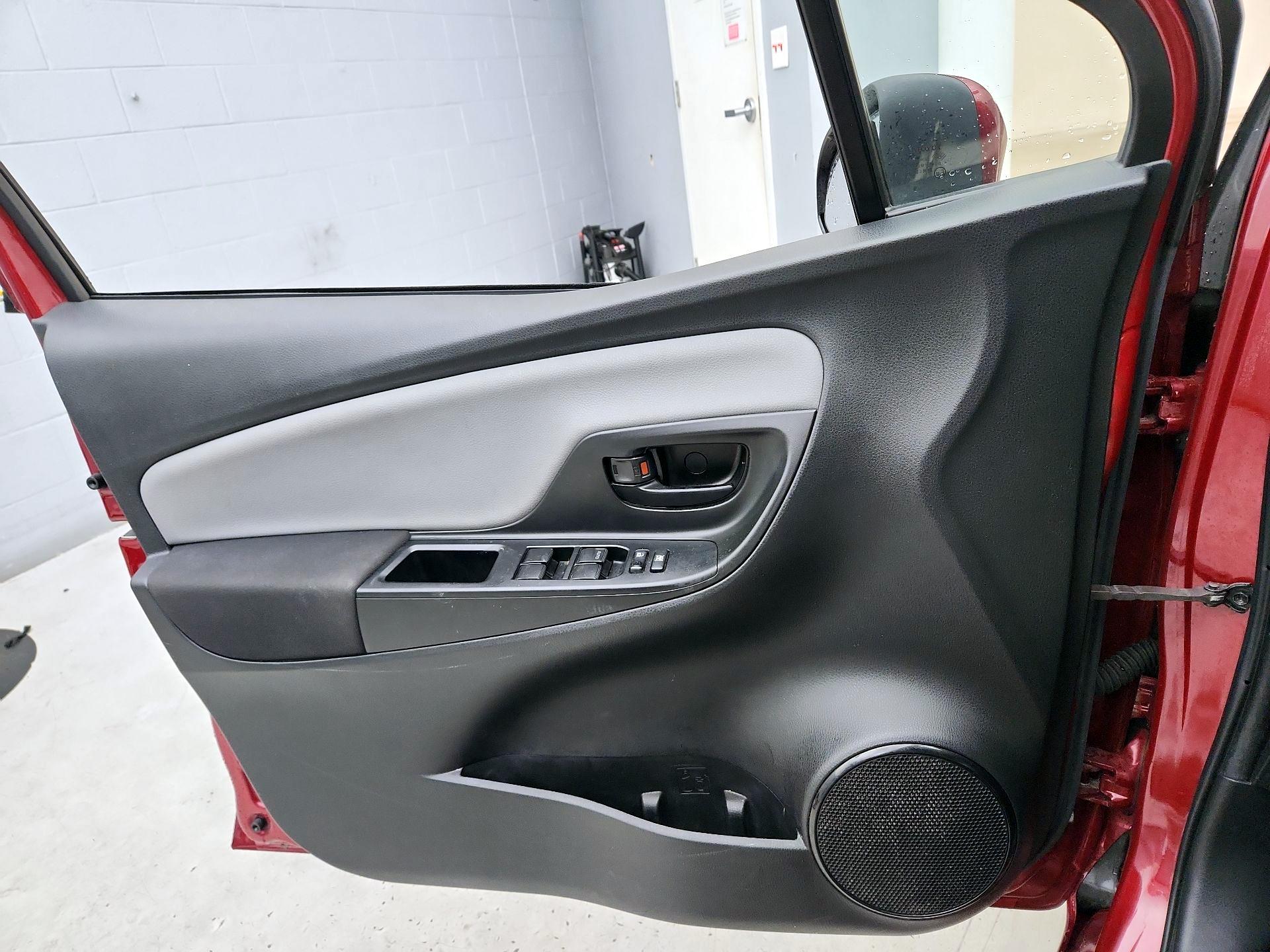 Thumbnail: 2017 Toyota Yaris - 12