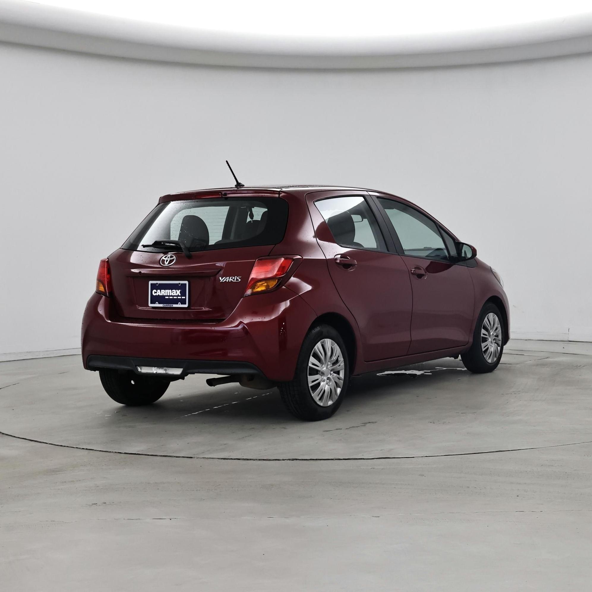 Thumbnail: 2017 Toyota Yaris - 8