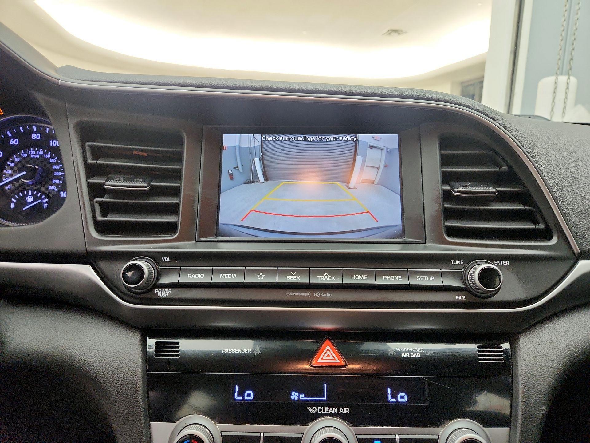 Thumbnail: 2020 Hyundai Elantra - 14