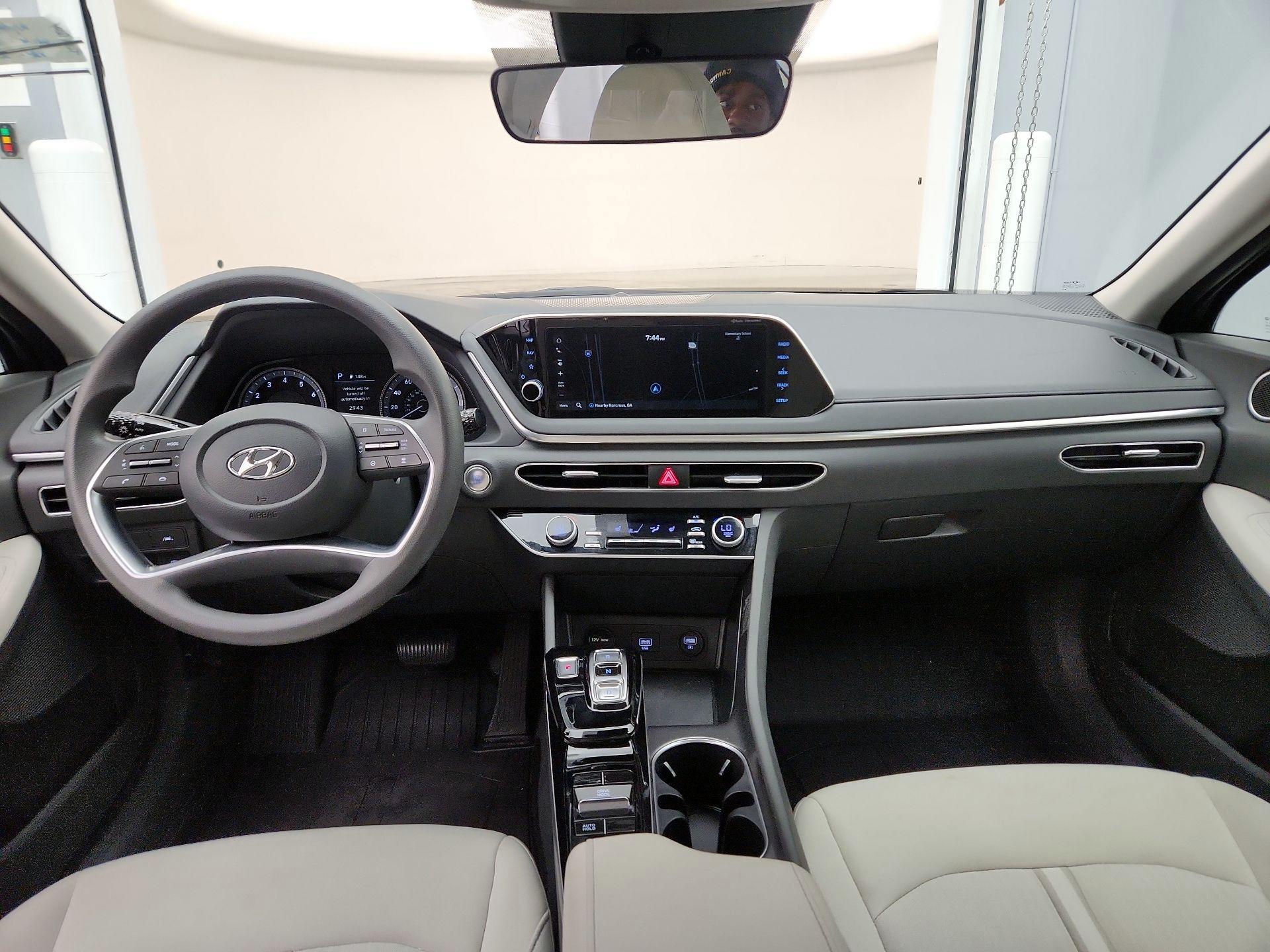 Thumbnail: 2023 Hyundai Sonata - 9