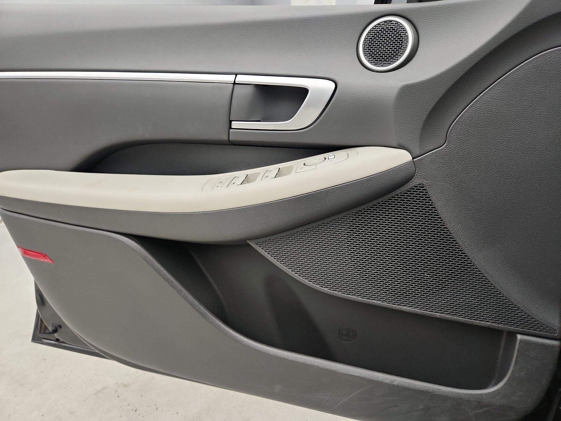 Thumbnail: 2023 Hyundai Sonata - 12