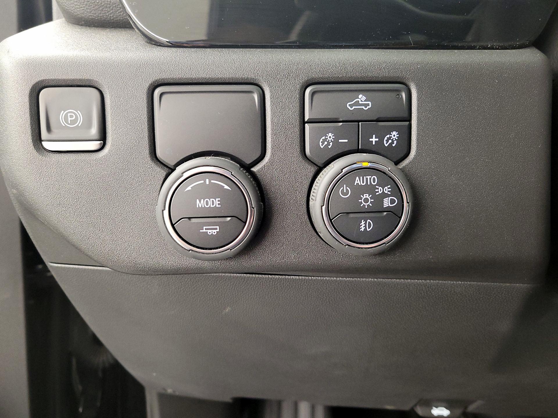 Thumbnail: 2023 Chevrolet Silverado 1500 - 13