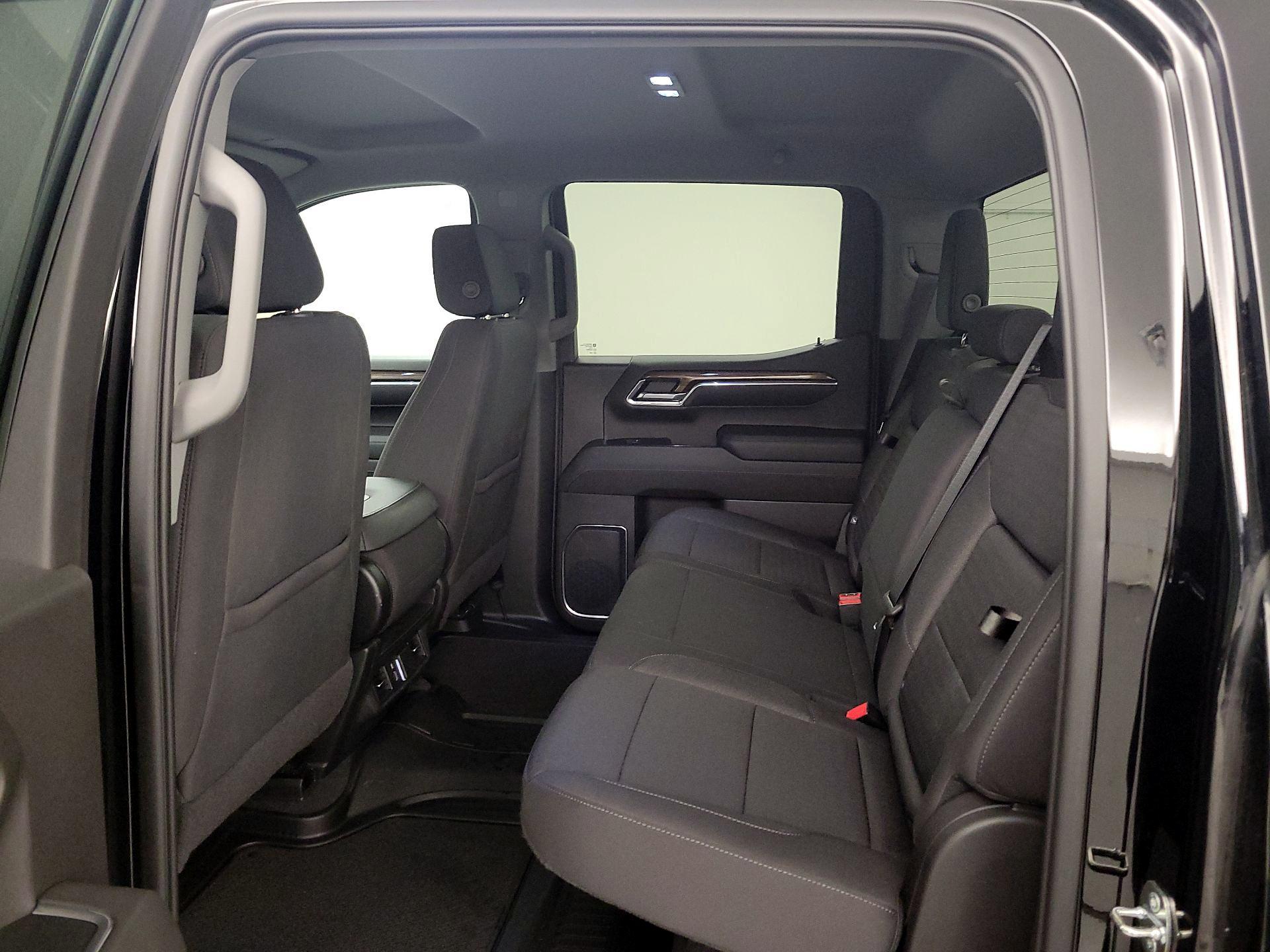 Thumbnail: 2023 Chevrolet Silverado 1500 - 19