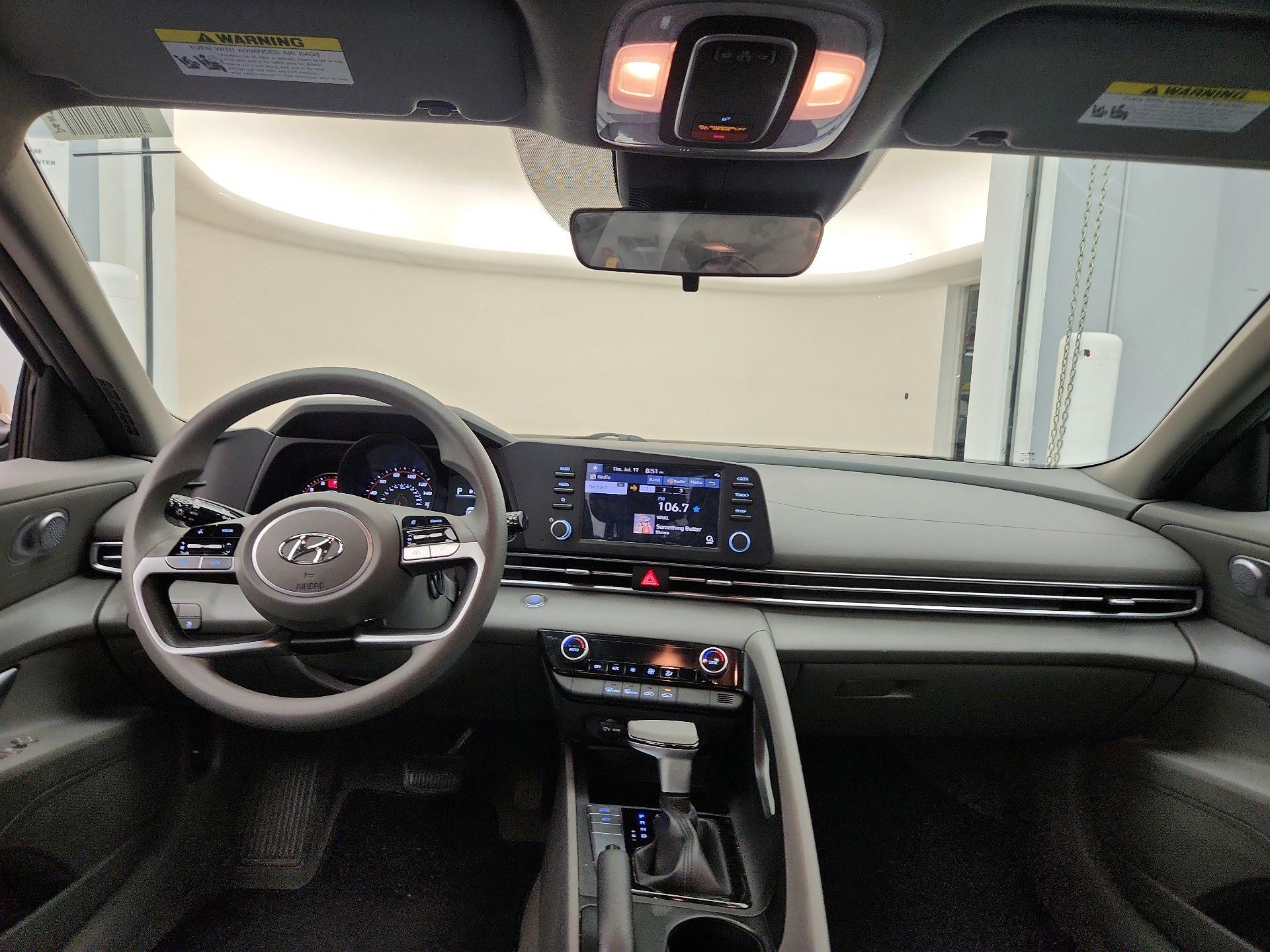 Thumbnail: 2023 Hyundai Elantra - 9
