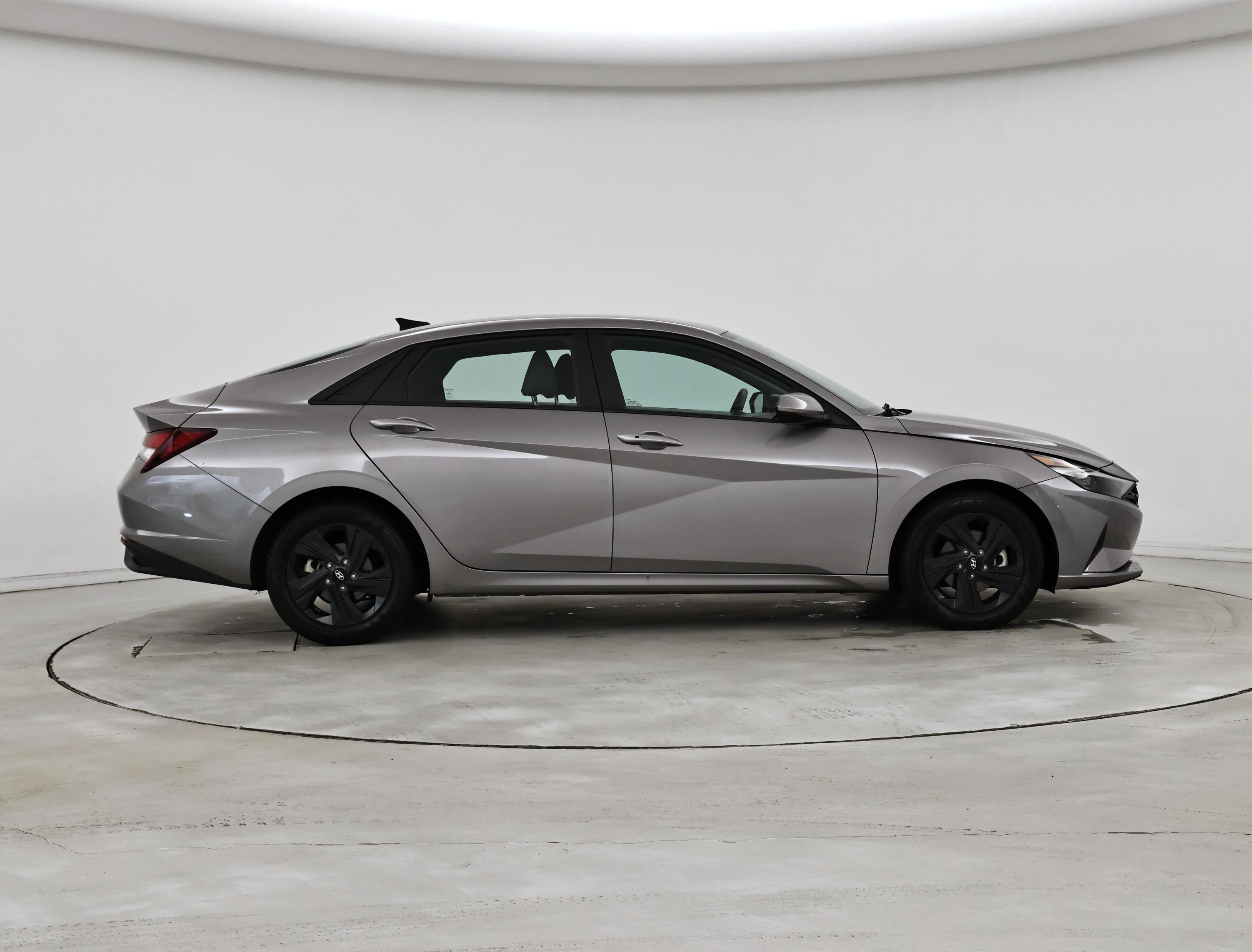Thumbnail: 2023 Hyundai Elantra - 7