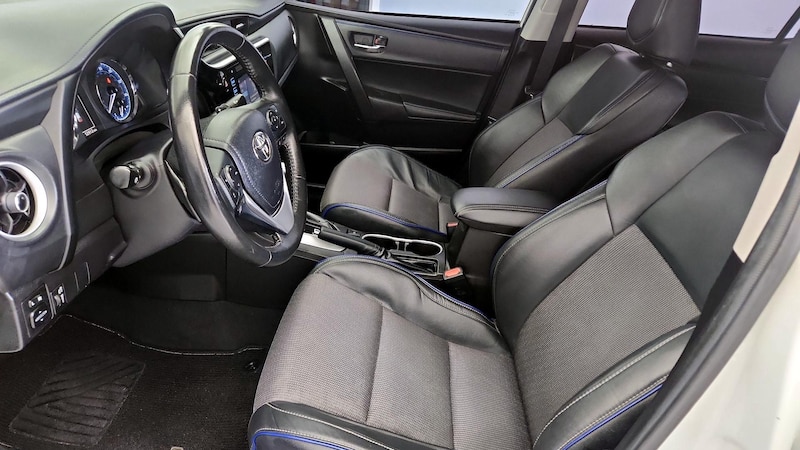 2019 Toyota Corolla SE 11