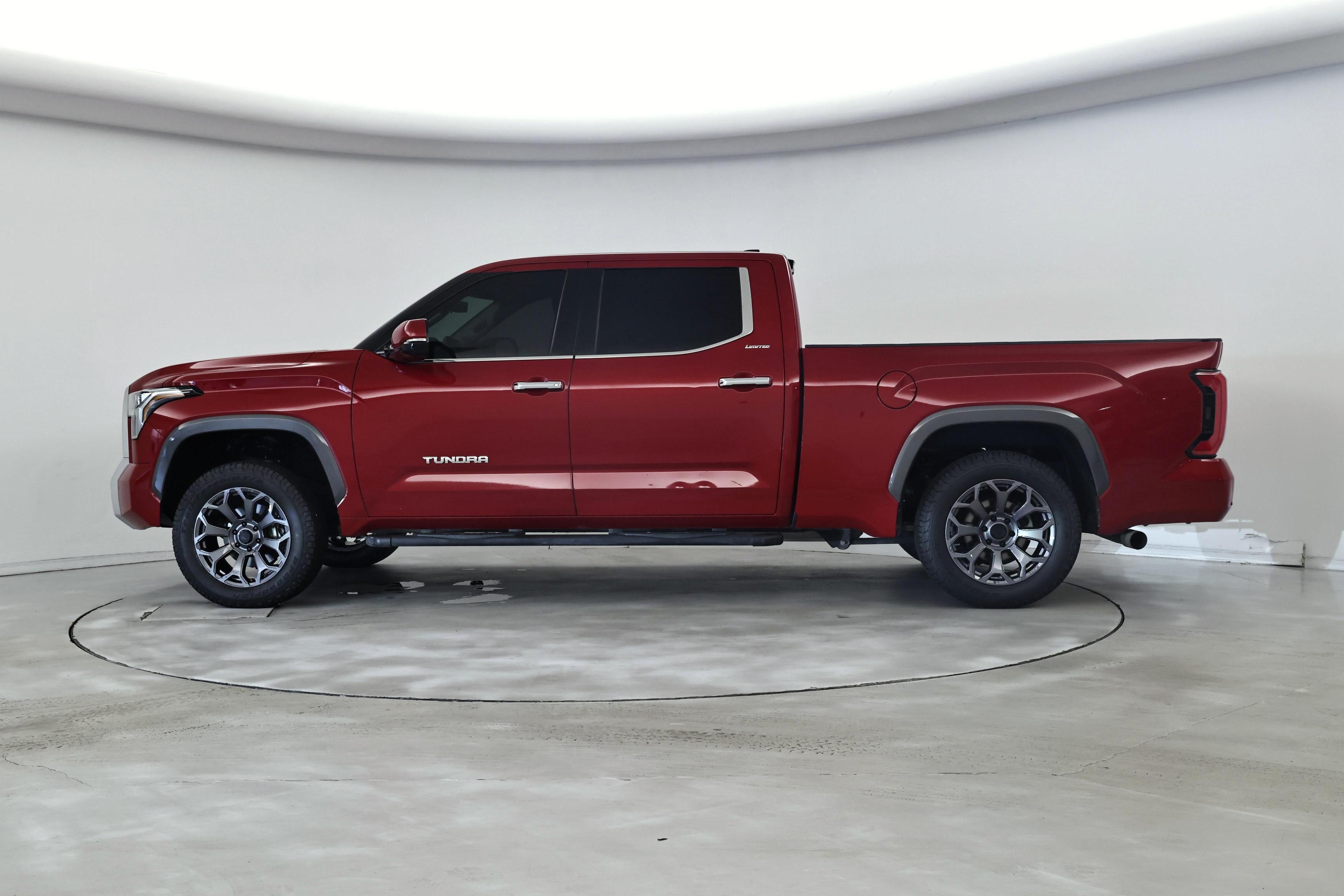 Thumbnail: 2022 Toyota Tundra - 3